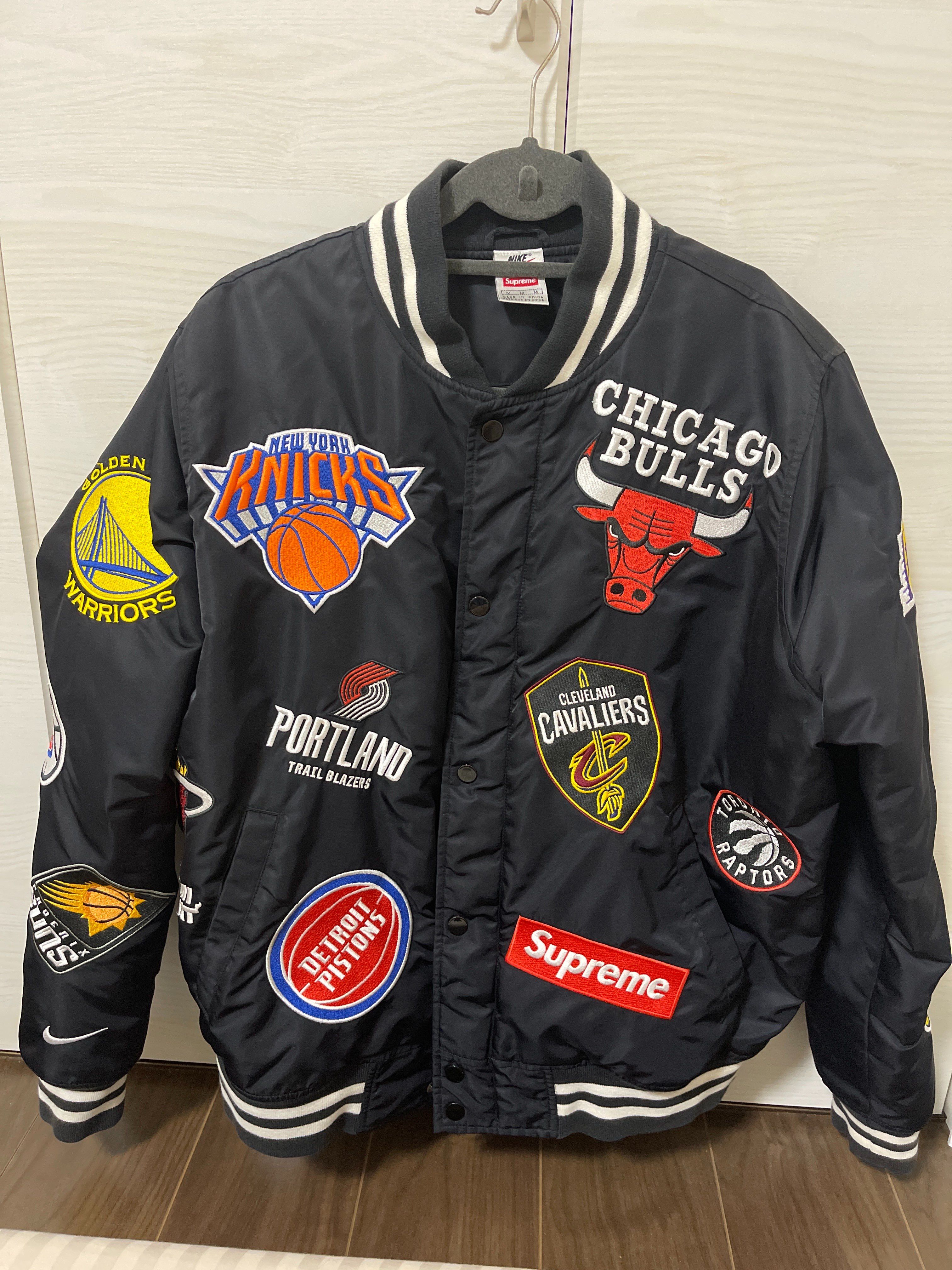 Supreme / Nike®/NBA Teams Warm-Up Jacket "Black"