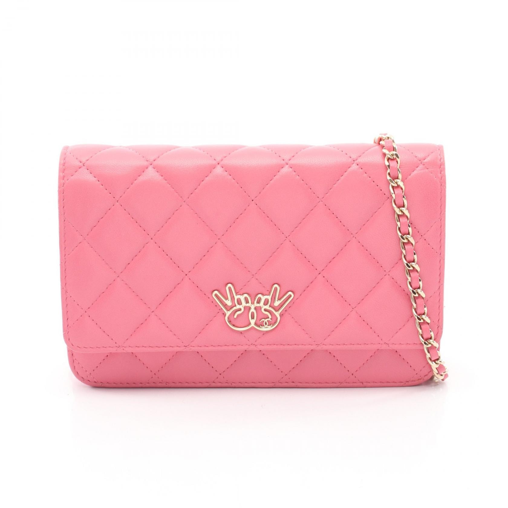 シャネル CHANEL マトラッセ ダブルピース ショルダーバッグ バッグ ラムスキン(羊革) レディース ピンク系 【中古】