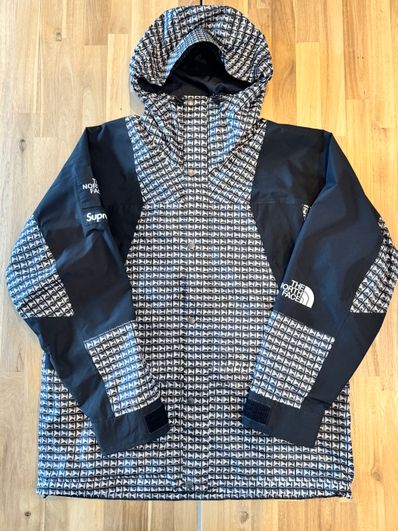 Supreme x The North Face Studded Mountain Light Jacket "Black"