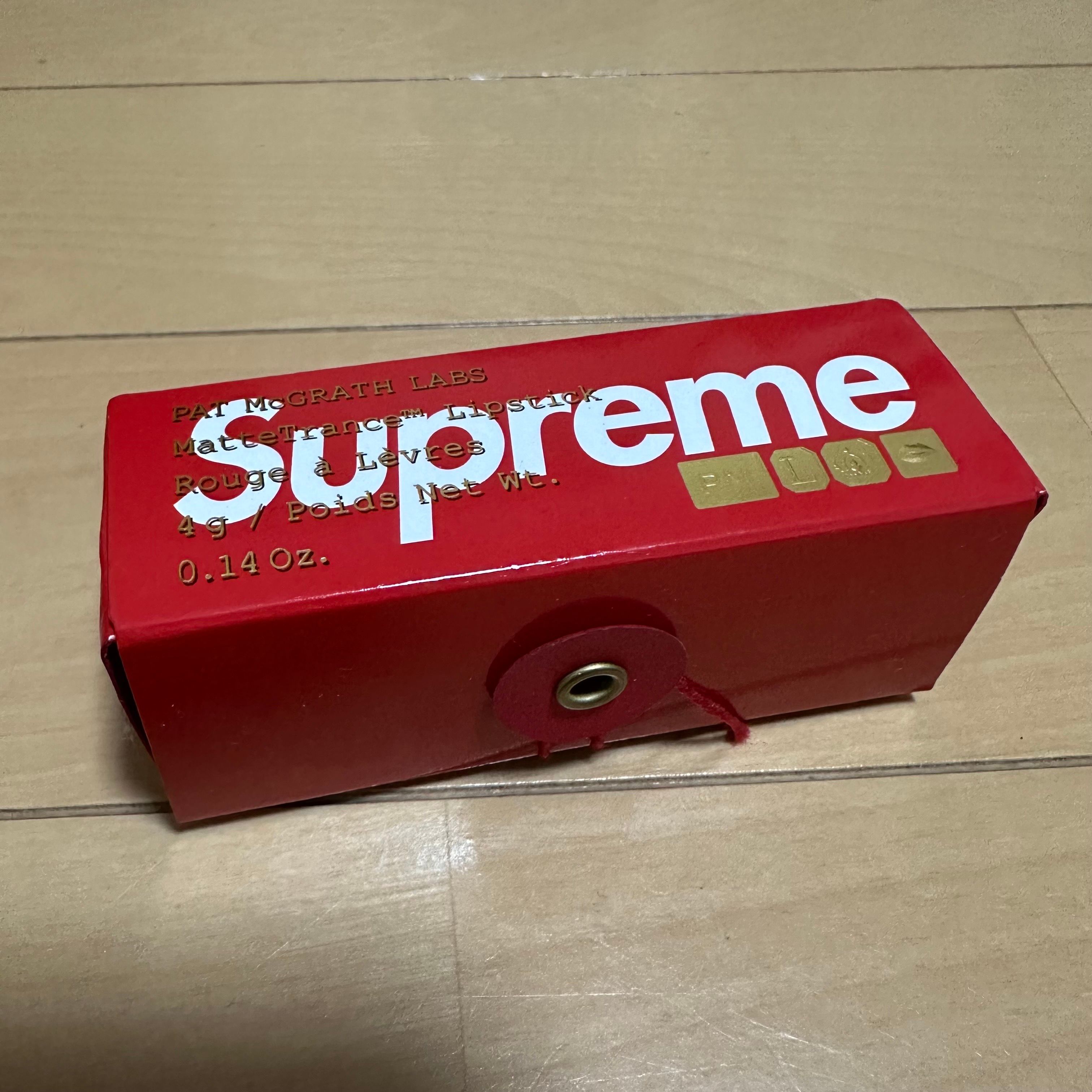 シュプリーム パット マクグラス ラブス リップ スティック "レッド"