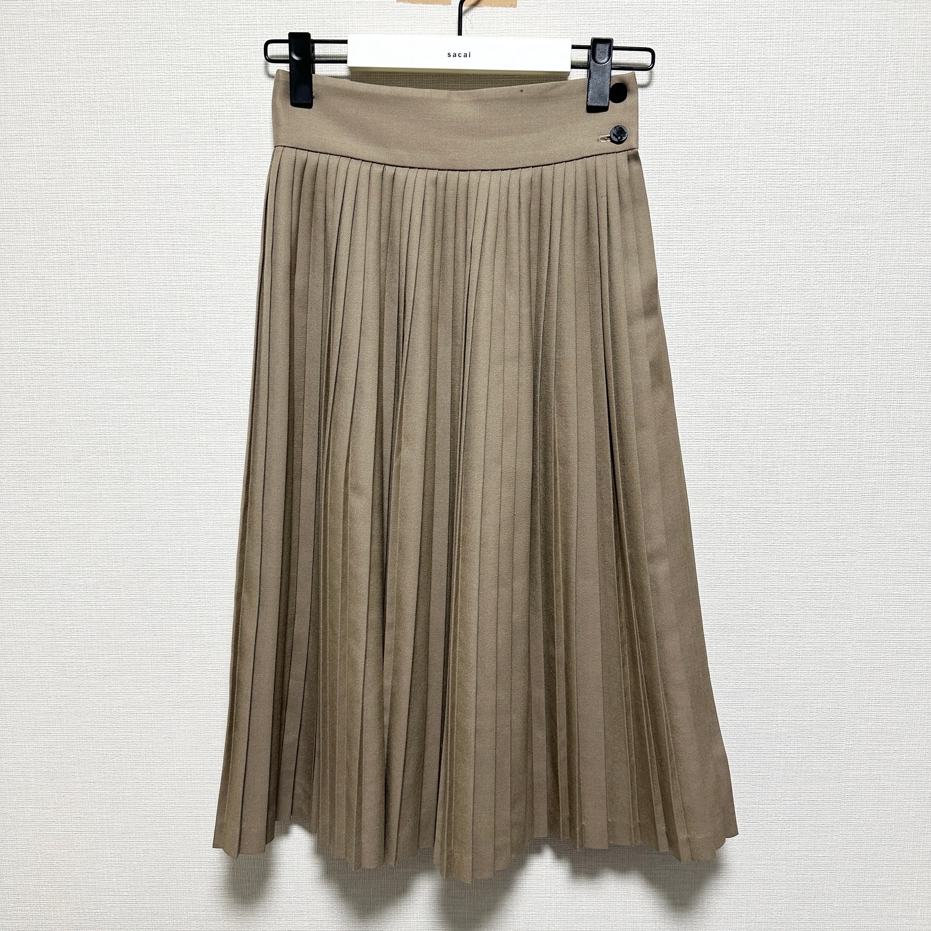 hyke ロングプリーツスカート sacai mm6 toga kolor marni clane maison margiela nike Acne Studios ワンピース ラップスカート ベージュ