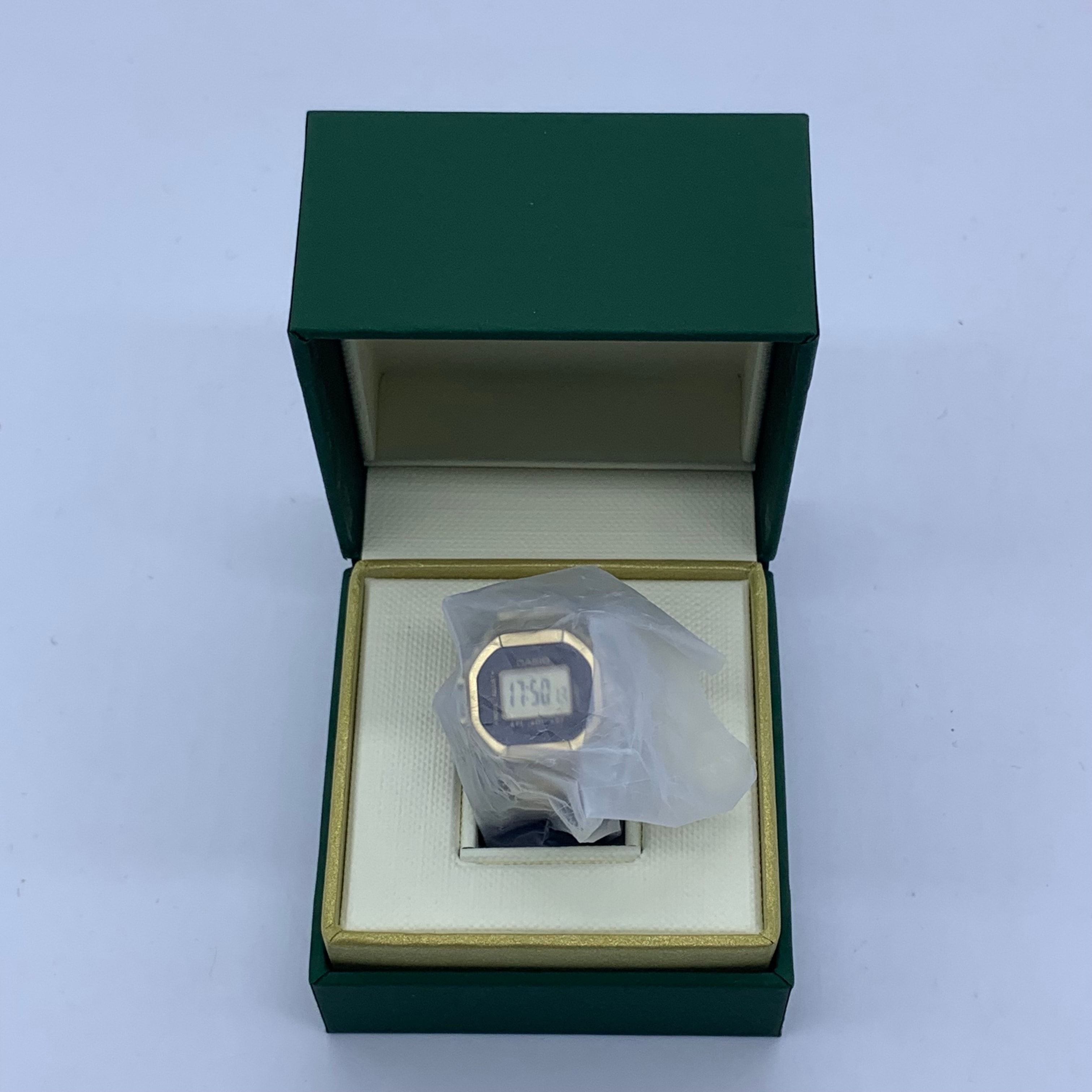 Casio Ring Watch "Gold" CRW-001G