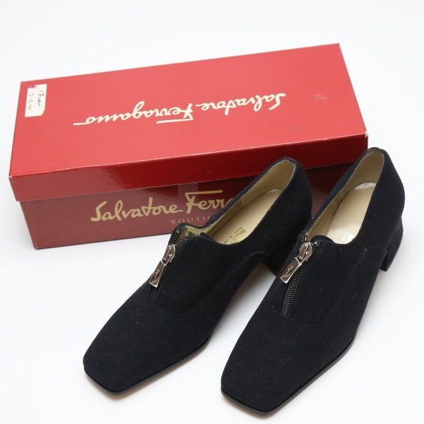 サルヴァトーレフェラガモ Salvatore Ferragamo ファスナー付き フェルト チャンキーヒール ブーティ