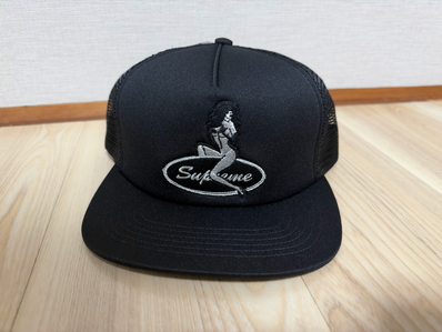 Supreme Pinup Mesh Back 5-Panel "Black"