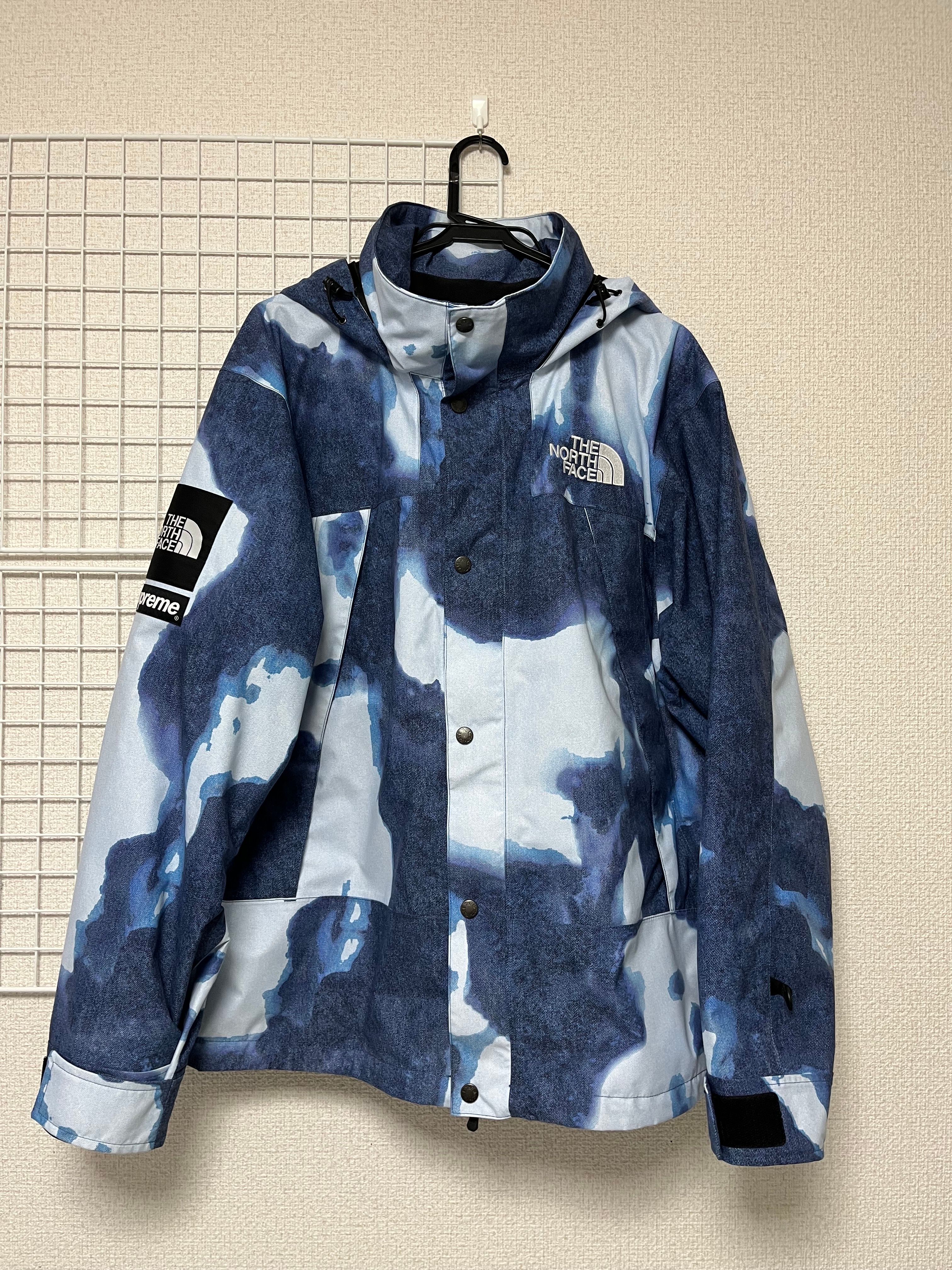Supreme x The North Face Bleached Denim Print Mountain Jacket "Indigo"