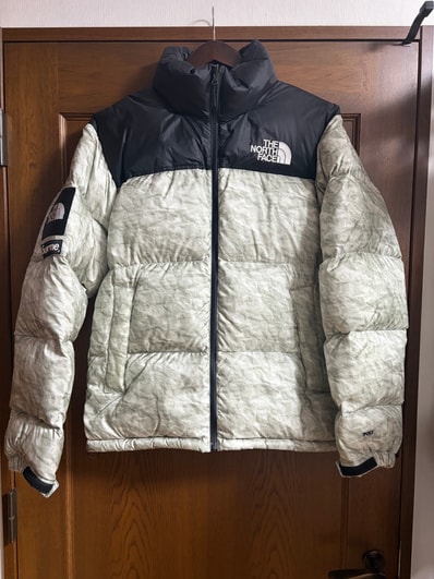 Supreme x The North Face Nuptse Jacket "White Paper Print"