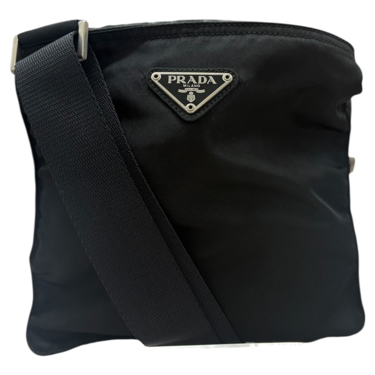 PRADA プラダ テスート 三角ロゴプレート ブラック シルバー金具 ナイロン ショルダーバッグ サコッシュ S1-00013 【中古】