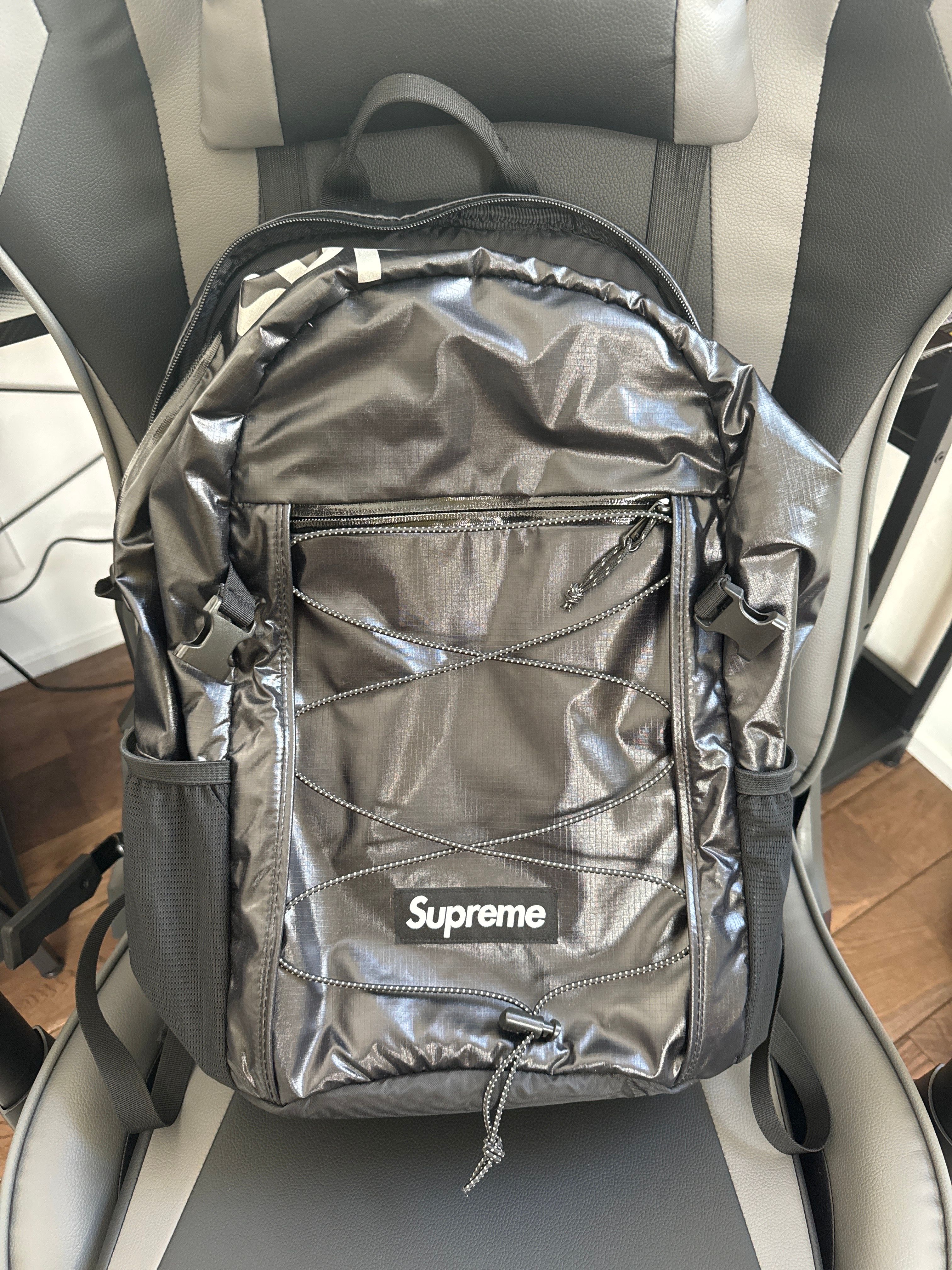 Supreme 17FW Backpack "Black"