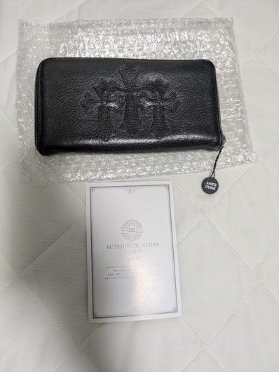 Chrome Hearts REC F Light Leather Zip Wallet / 3 Cemetary Cross "Black"