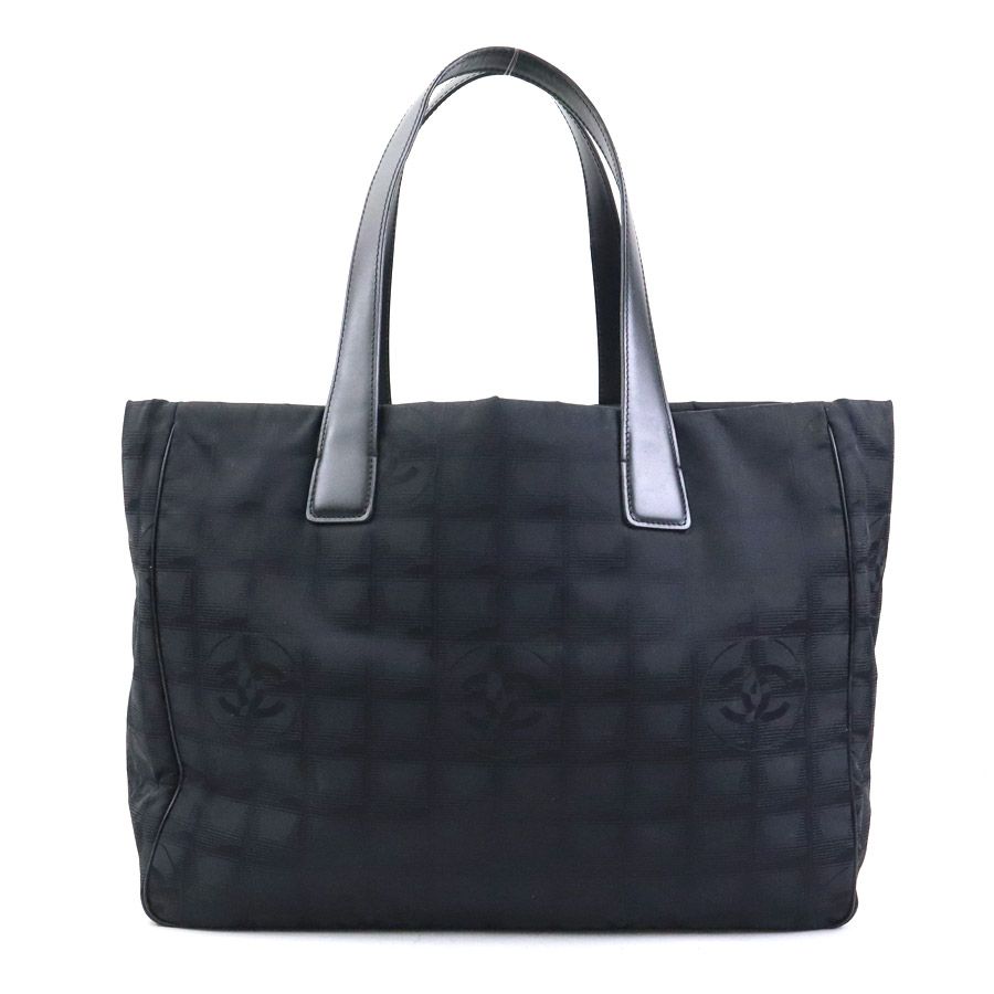 シャネル CHANEL ハンドバッグ ニュートラベルライン ナイロンキャンバス ブラック レディース【中古】 56229a
