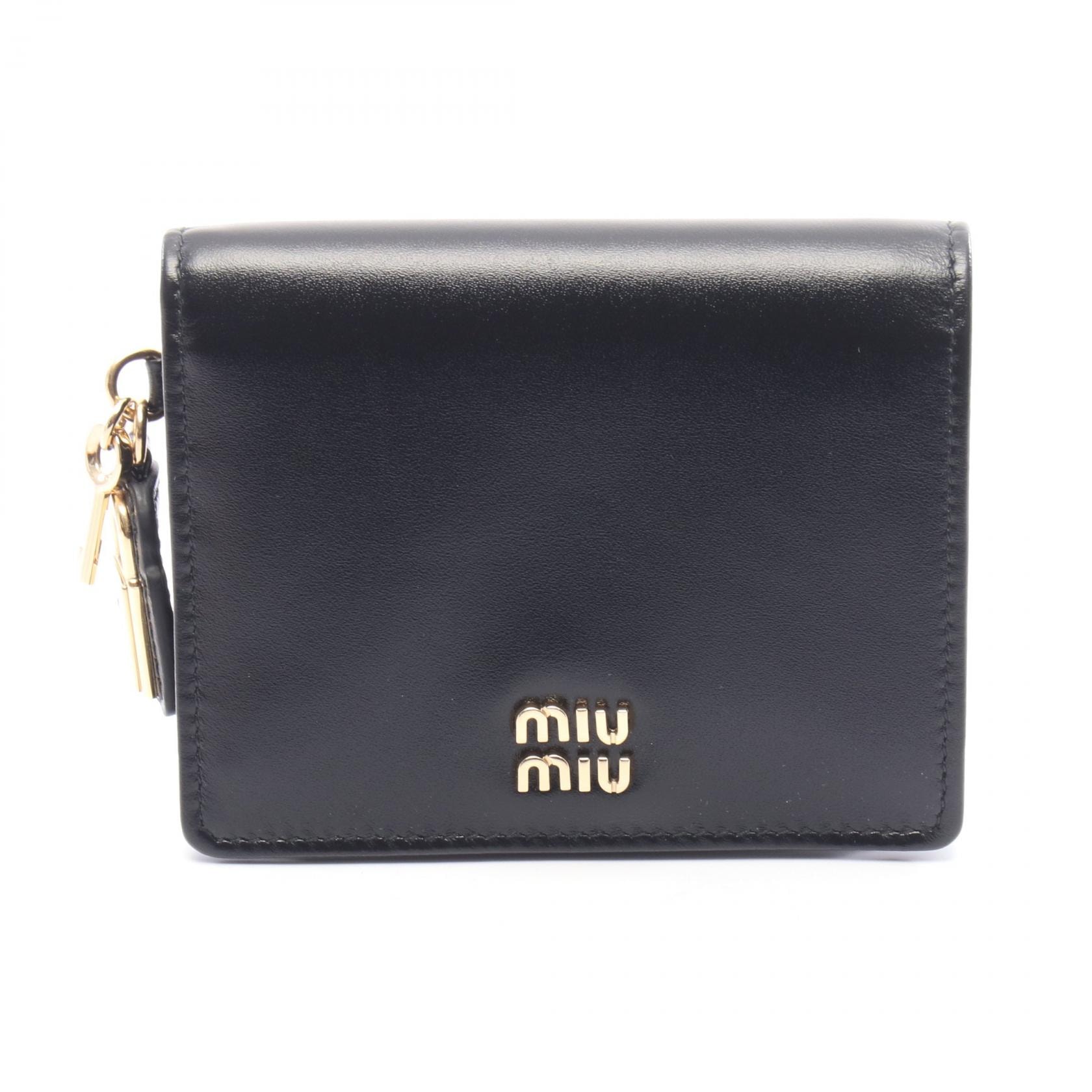 ミュウ ミュウ Miu Miu MATELASSE マテラッセ 二つ折り財布 財布 レザー レディース ブラック系 5MV2042IGAF0002 【新品】