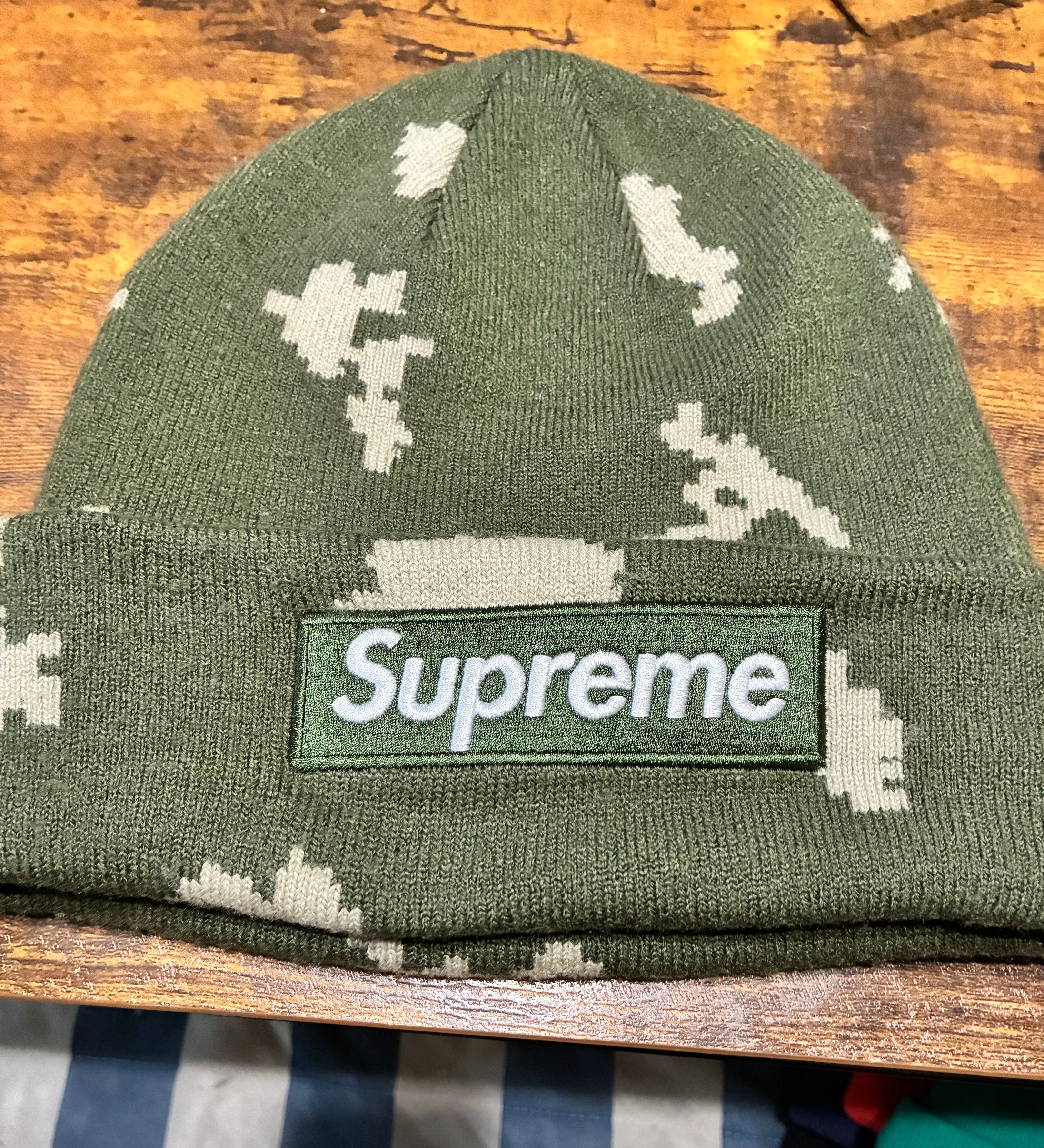 Supreme New Era® Box Logo Beanie "Olive Russian Camo" (21FW)