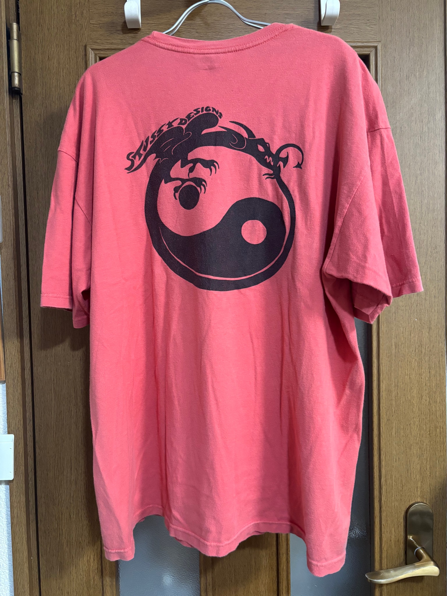 Stussy ステューシー ドラゴン 陰陽 バックプリント半袖Tシャツ XL