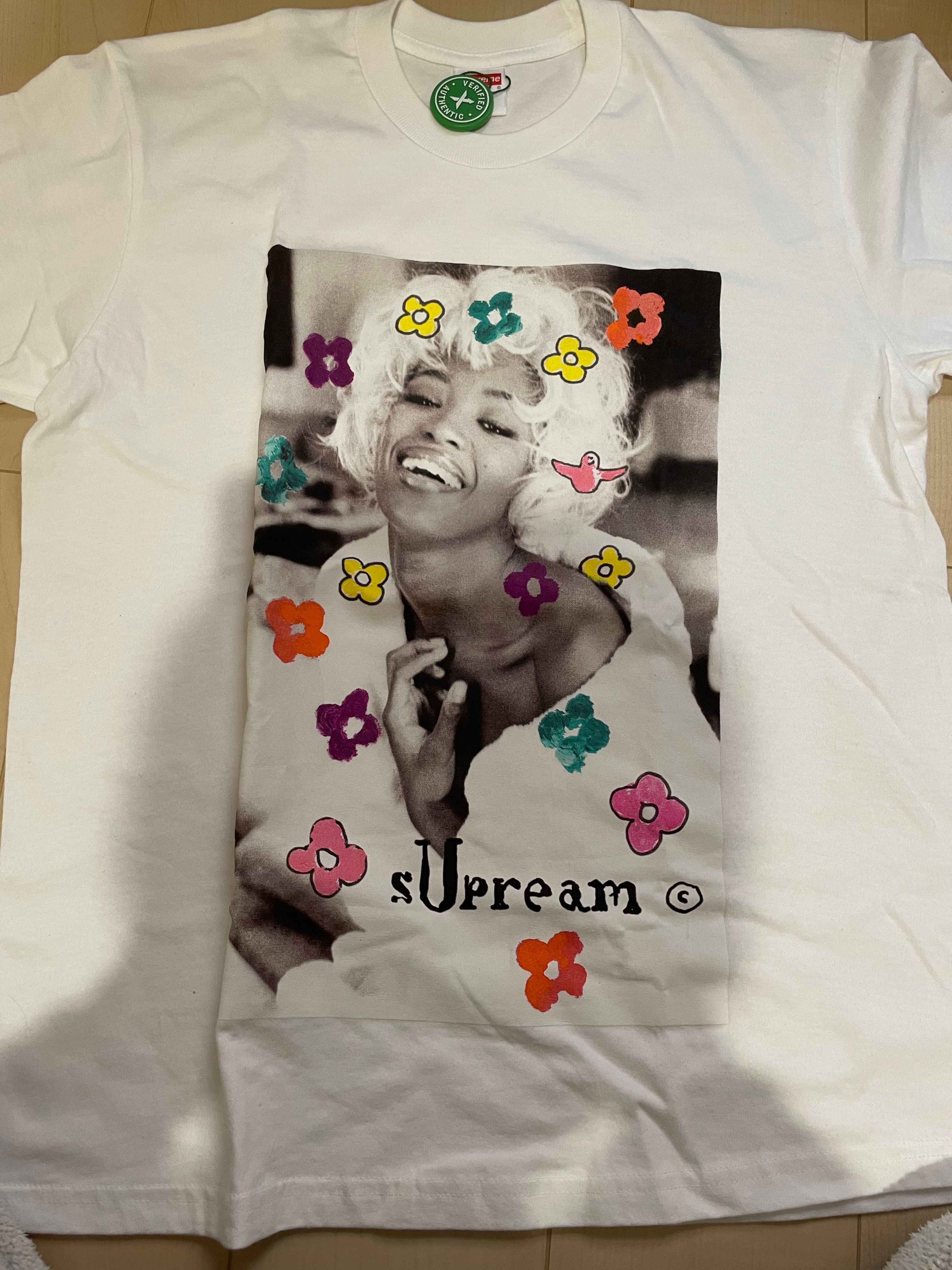 シュプリーム ナオミ Tシャツ "ホワイト"（木村拓哉着用）