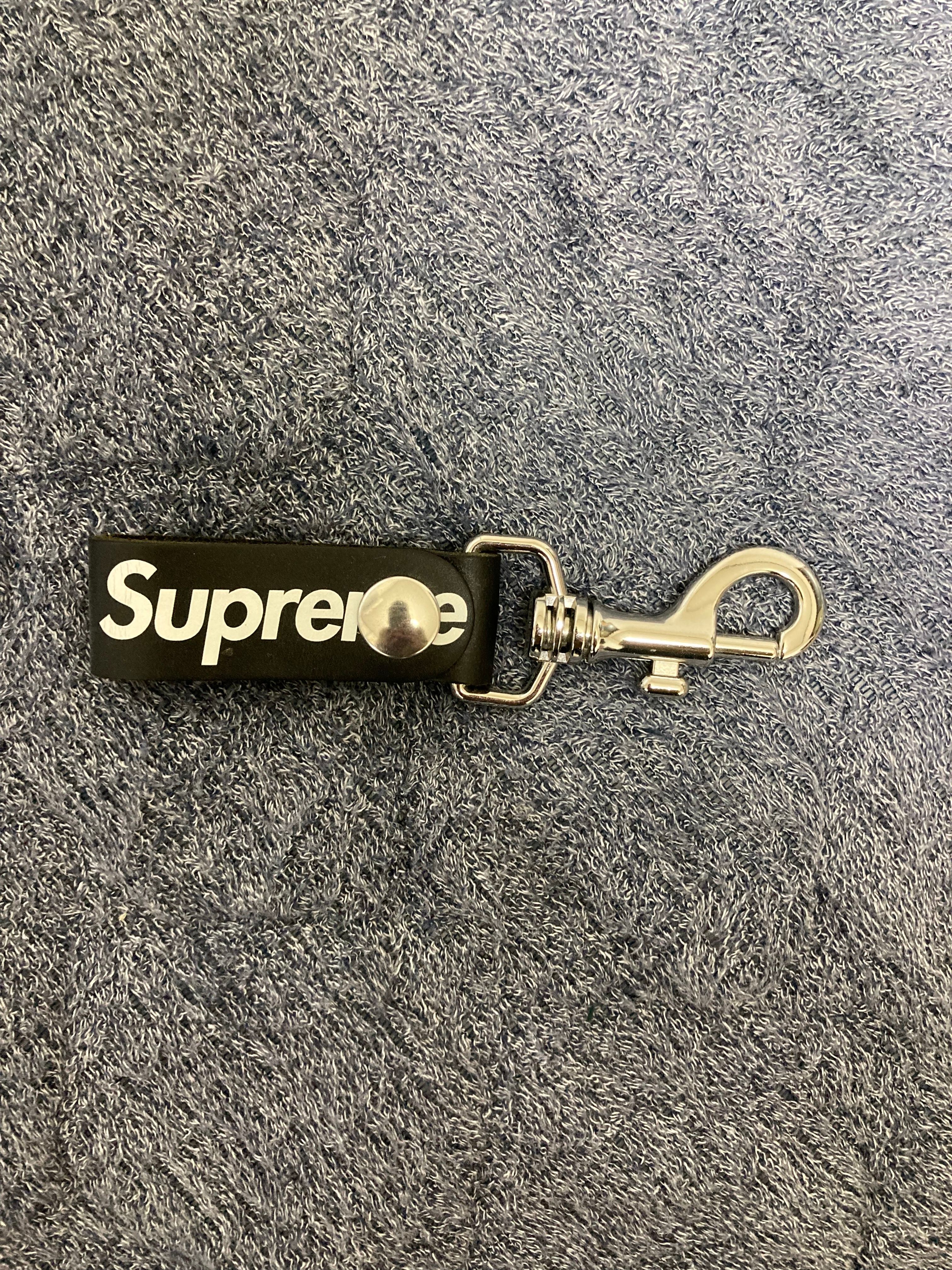 Supreme Leather Key Loop "Black"