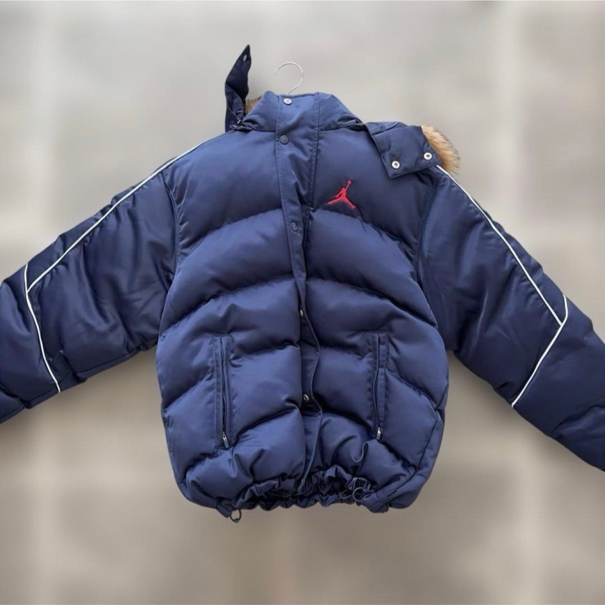 Supreme x Jordan Puffer Jacket "Navy"