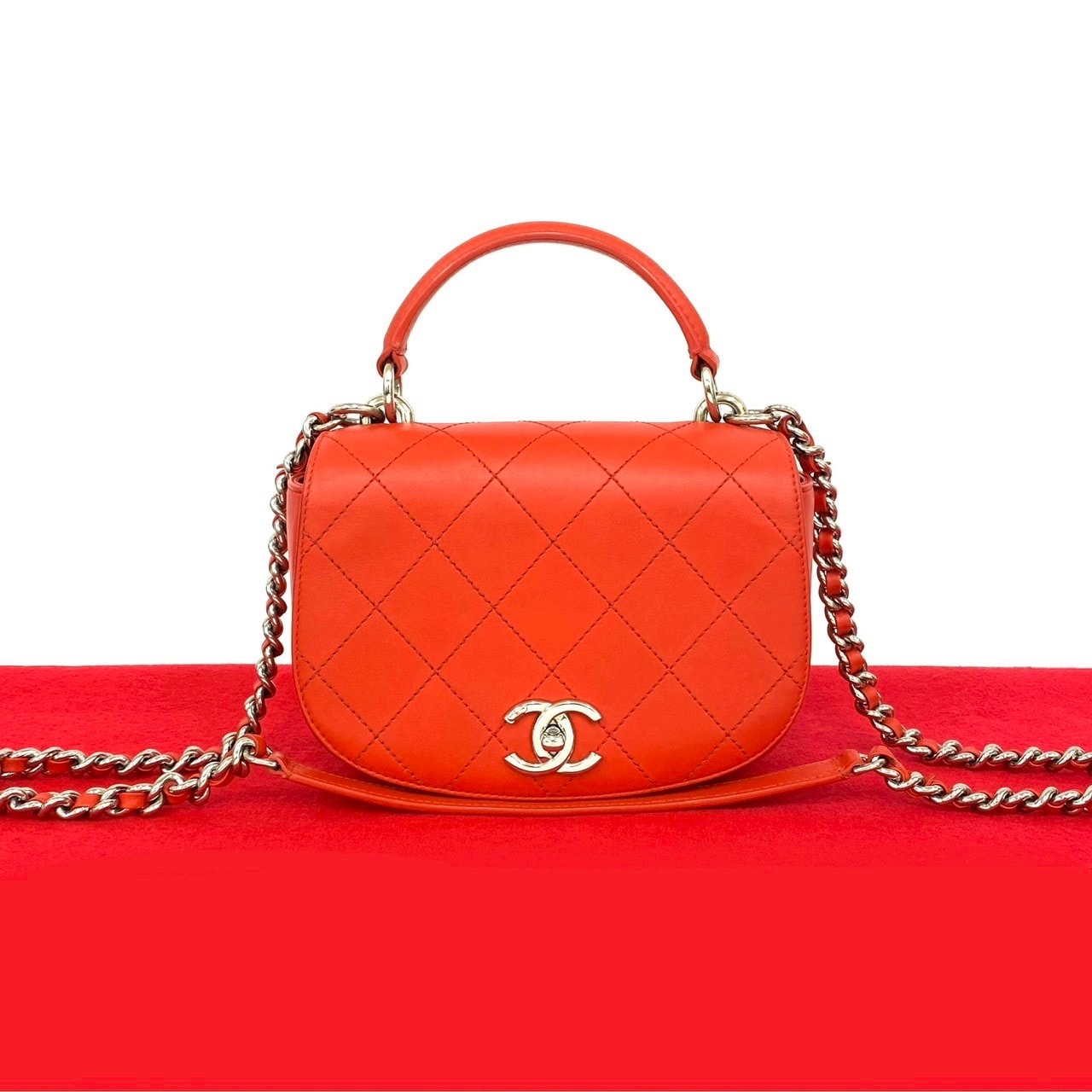 CHANEL シャネル マトラッセ ココマーク レザー ショルダーバッグ レッド
 31563