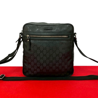 GUCCI グッチ GG ロゴ レザー PVC ショルダーバッグ ブラック
26229