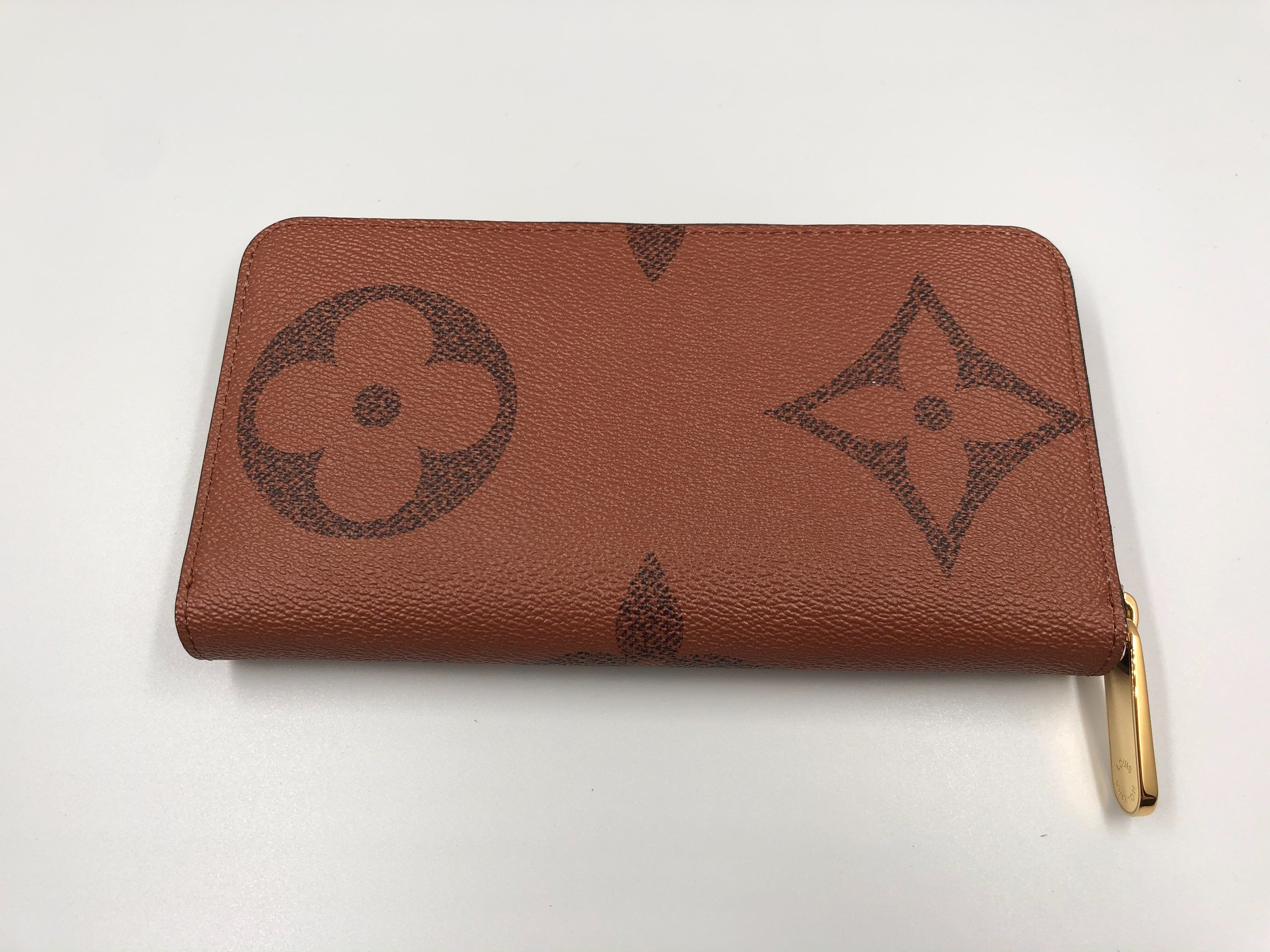 Louis Vuitton Zippy Wallet Monogram Giant Reverse