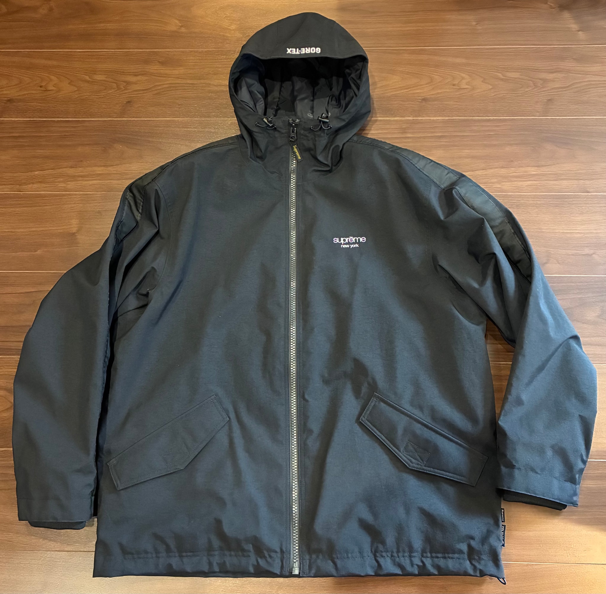 Supreme GORE-TEX Stripe Hooded Jacket 