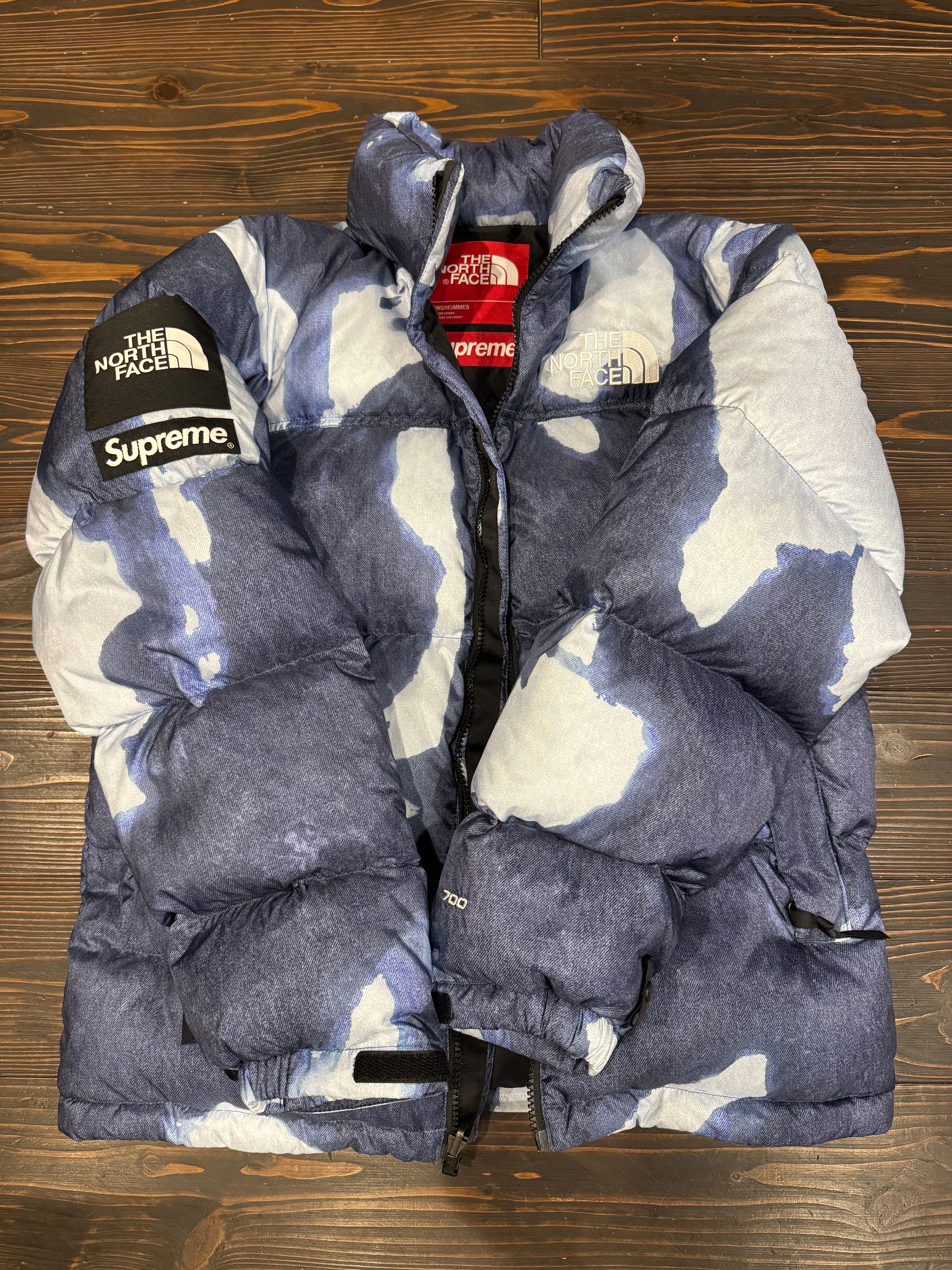 Supreme x The North Face Bleached Denim Print Nuptse Jacket "Indigo"