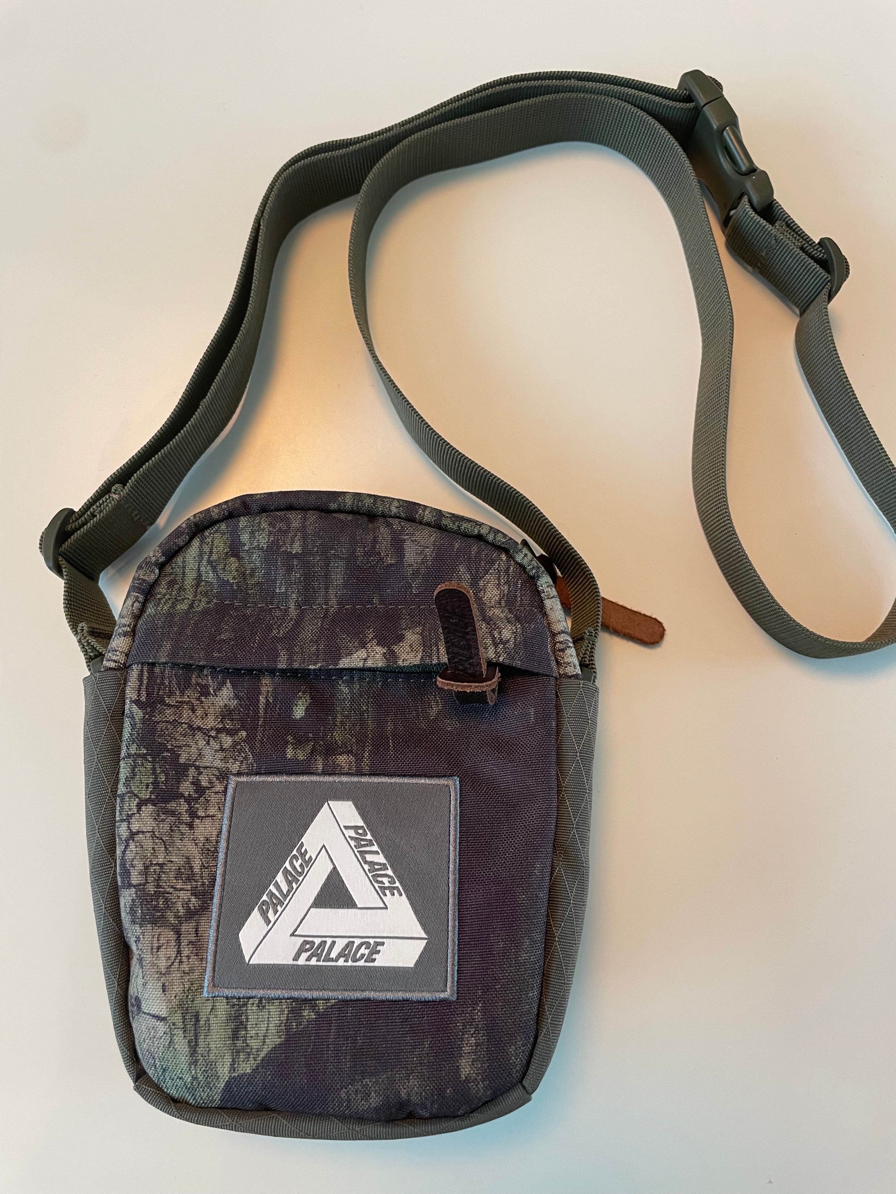 PALACE / Arc'Teryx Alpha Mantis 1 Waistpack 