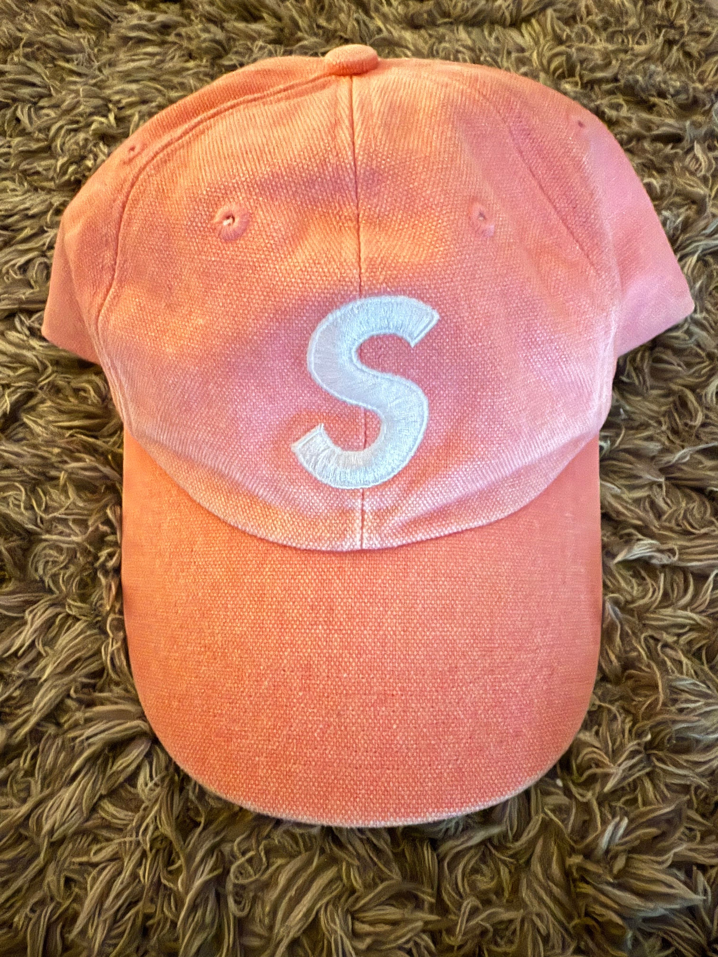 Supreme Pigment S Logo 6-Panel "Bright Pink"