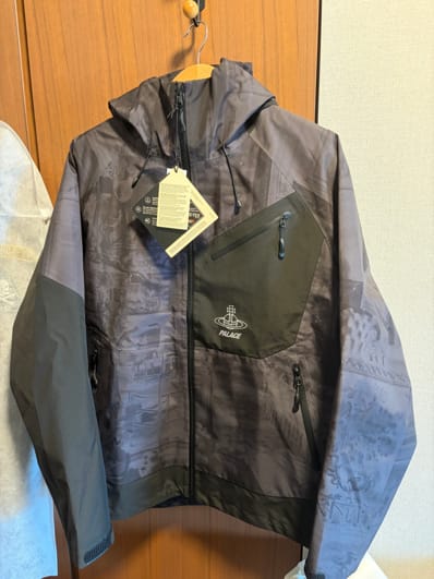 PALACE x Vivienne Westwood Gore-Tex Jacket "Mono Print"