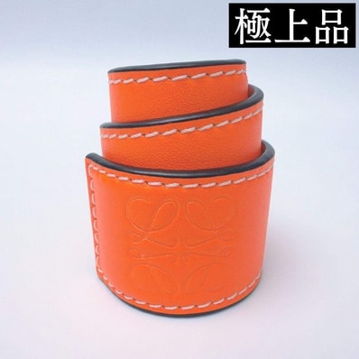 【極上品】LOEWE ロエベ アナグラム スラップ レザー ブレスレット オレンジ メンズ レディース ユニセックス アクセサリー