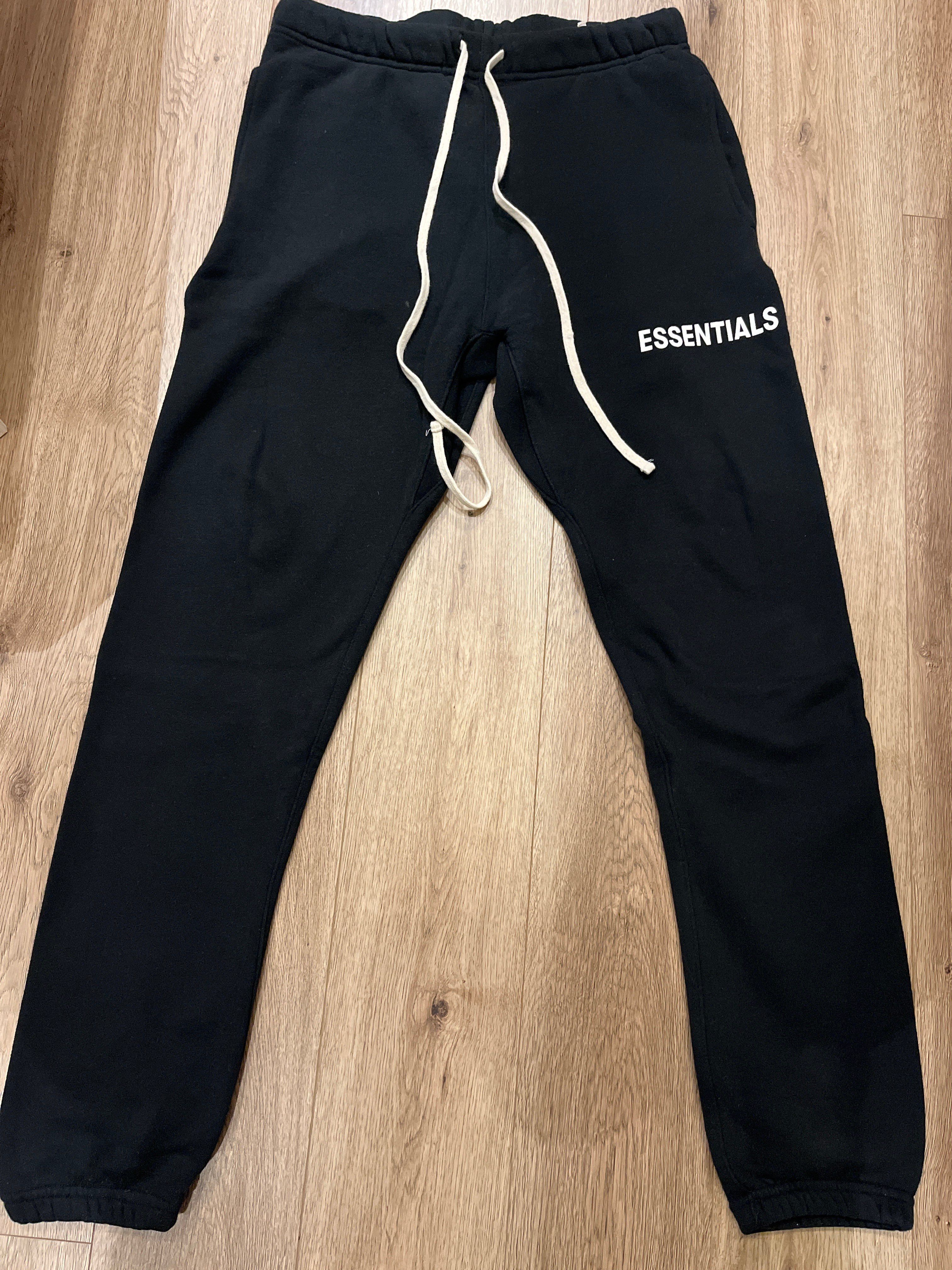 FEAR OF GOD Essentials Graphic Sweatpants "Black"