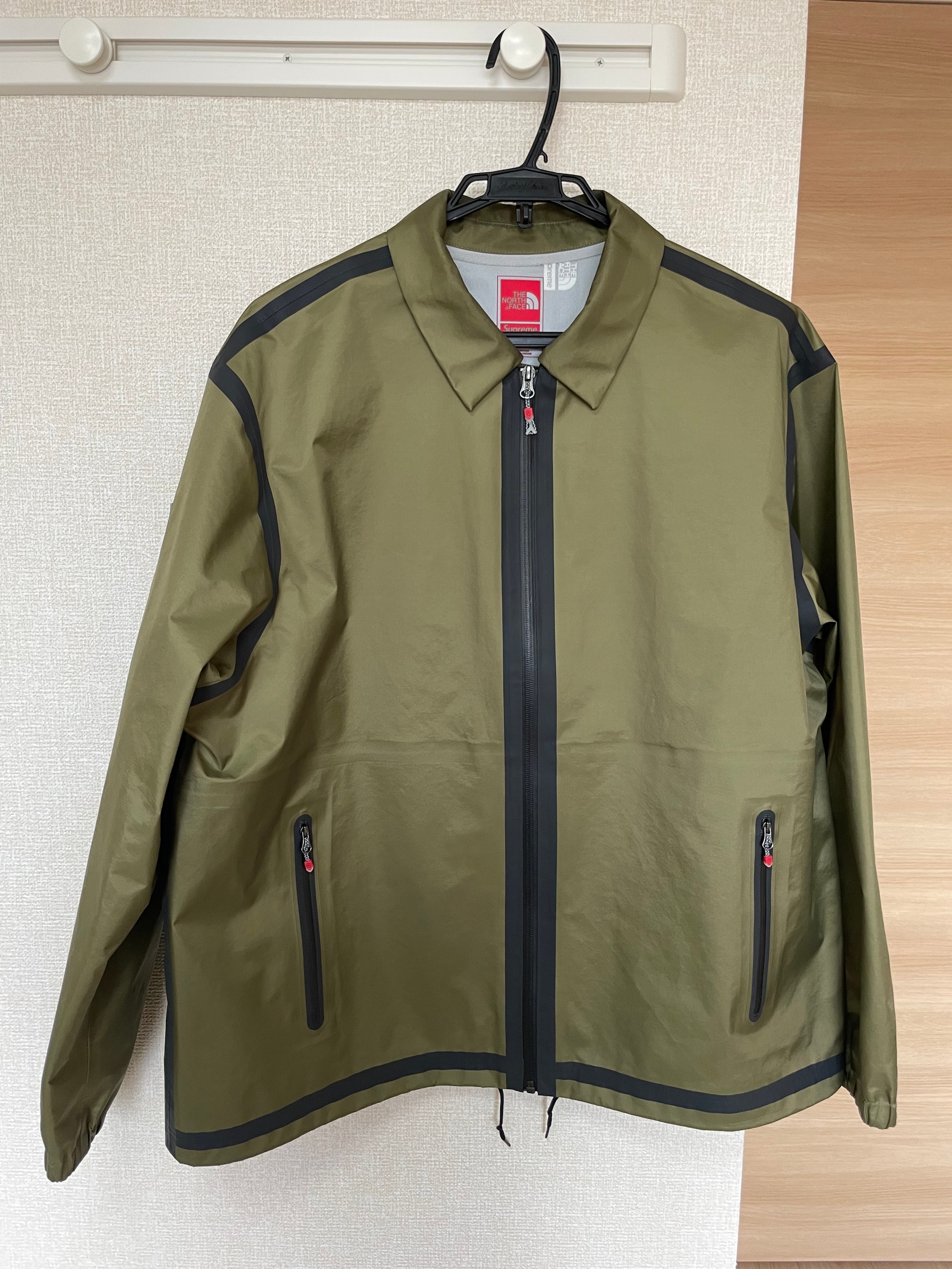 Supreme x The North Face Summit Series Outer Tape Seam Coaches Jacket "Olive"