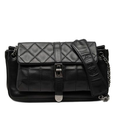シャネル ココマーク 2.55 マトラッセ チェーンショルダーバッグ ブラック ラムスキン レディース CHANEL 【中古】