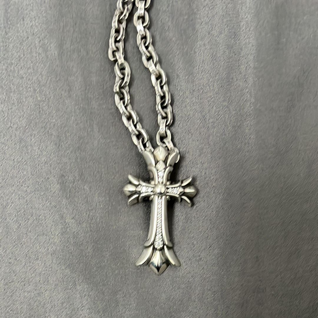 クロムハーツ ダブルクロス シルバー パヴェ ダイヤモンド 