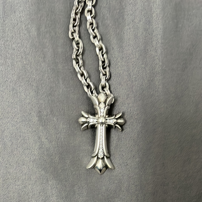 クロムハーツ ダブルクロス シルバー パヴェ ダイヤモンド