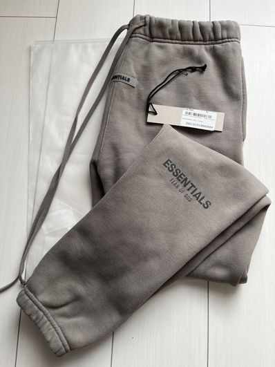 FEAR OF GOD ESSENTIALS Sweatpants (SS20) "Grey"