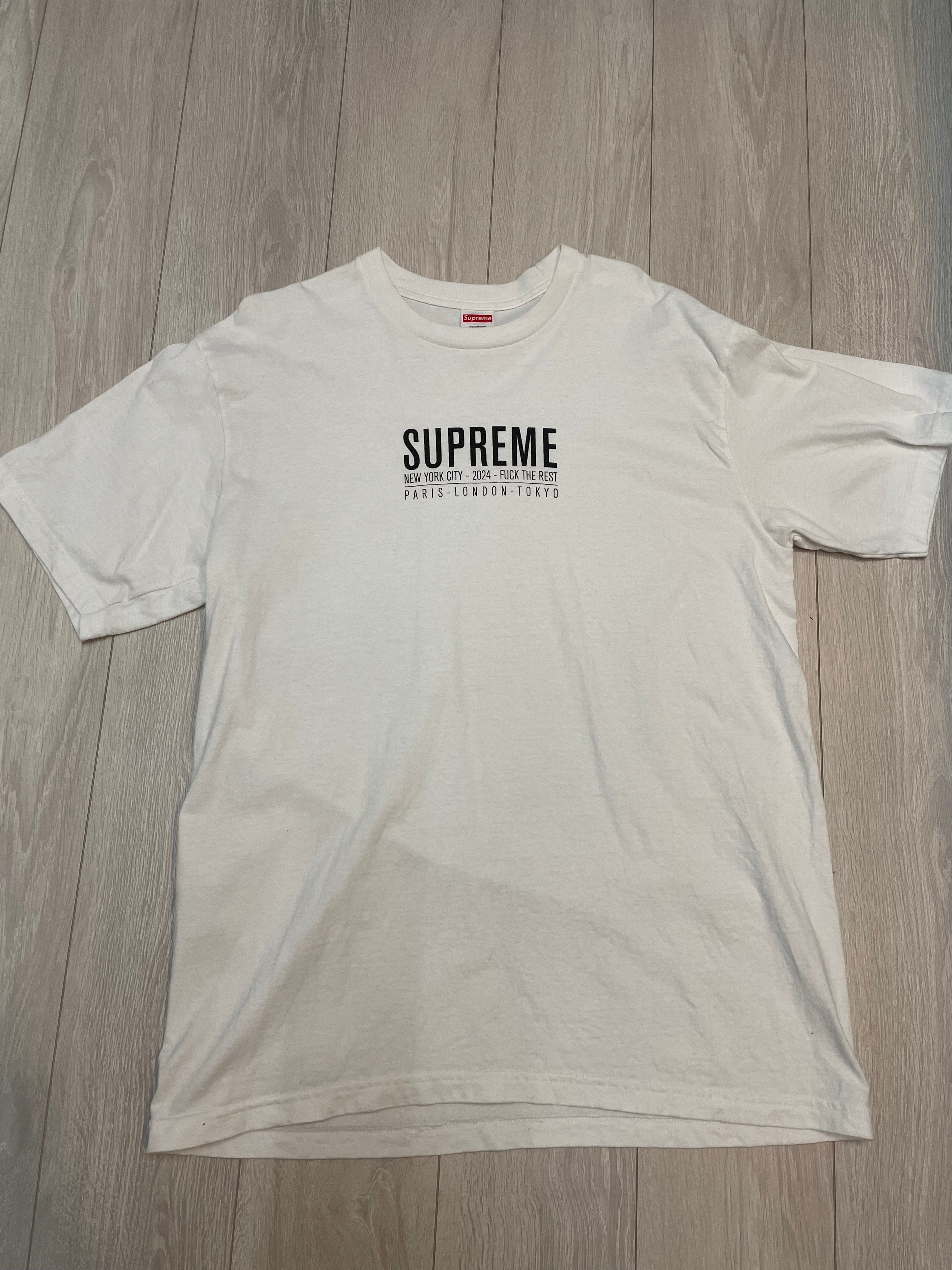 シュプリーム パリ Tシャツ "ホワイト"