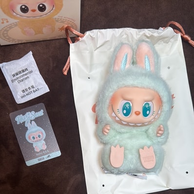 POP MART THE MONSTERS (LABUBU) Have a Seat Plush Series QUQU