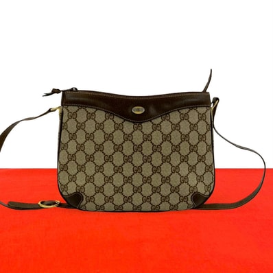 GUCCI グッチ GG ロゴ 金具 レザー PVC ショルダーバッグ ブラウン
49728