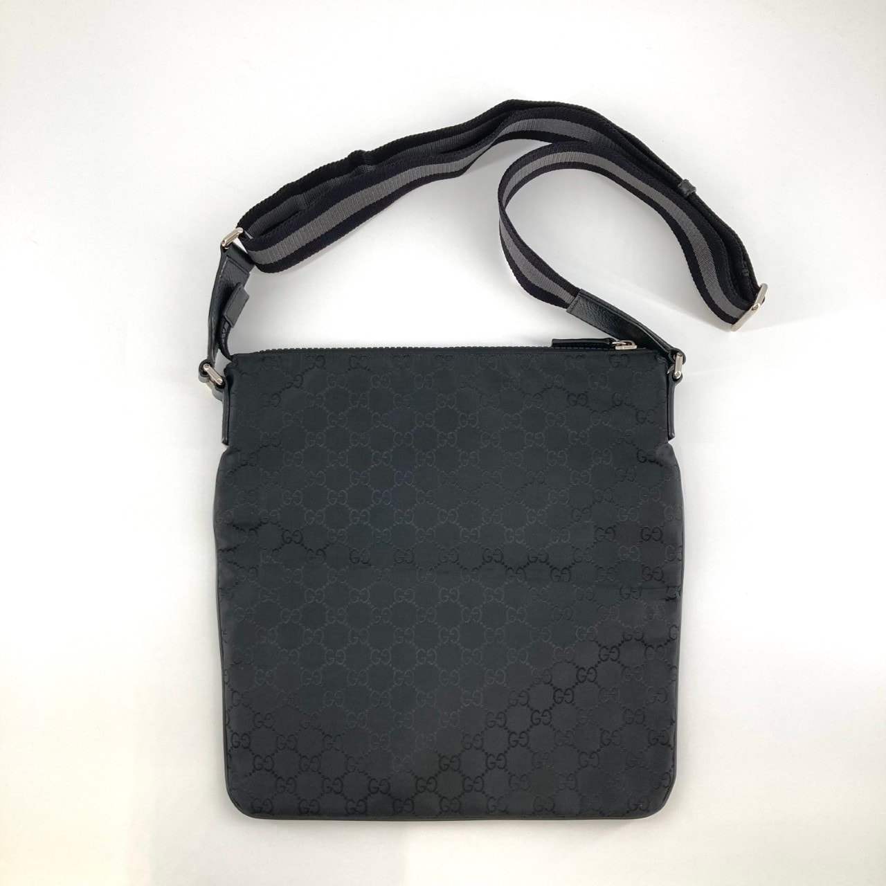 B (目立った傷や汚れなし)】GUCCI（グッチ） GGナイロンキャンバス