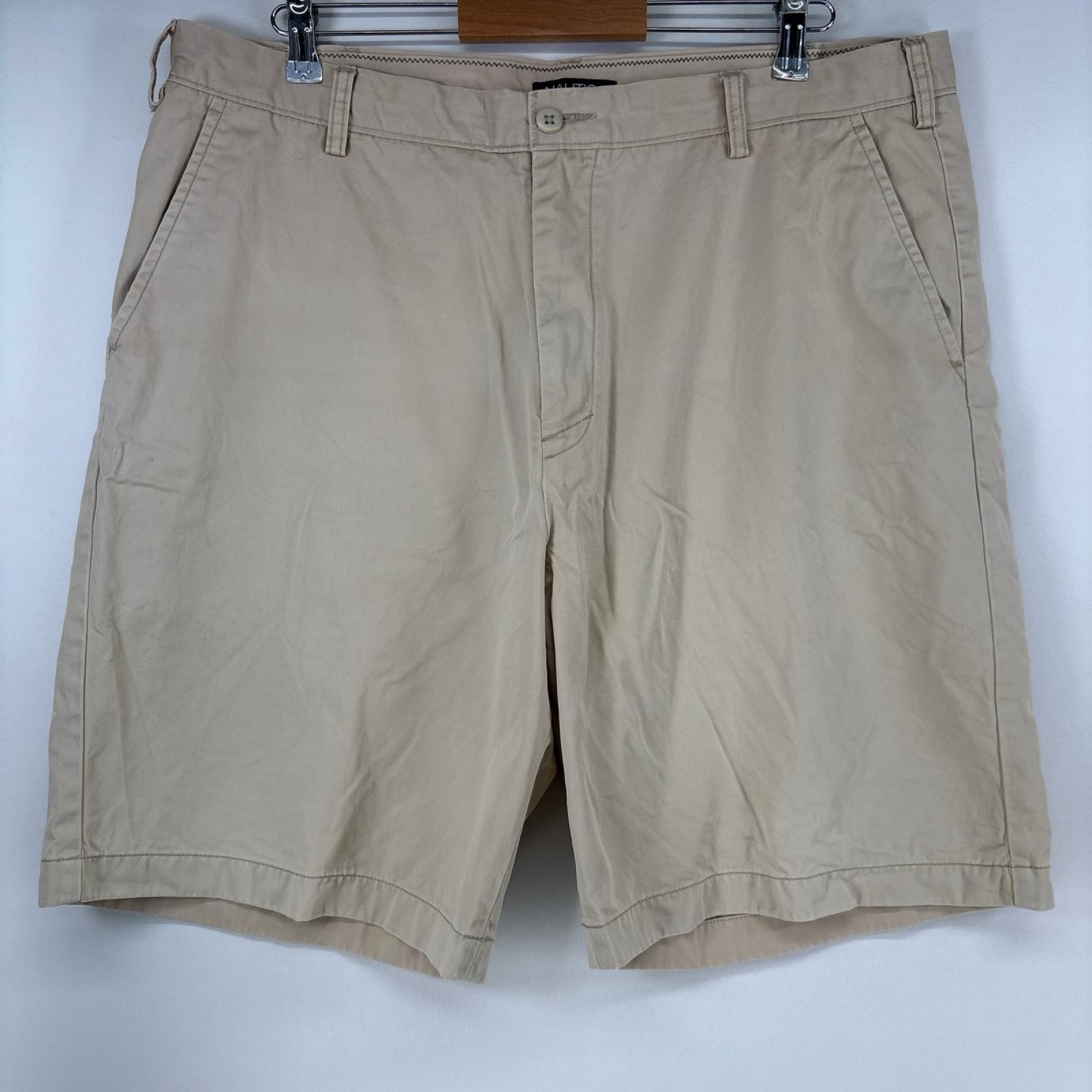 古着 ノーティカ NAUTICA ショートパンツ チノパン ワンポイントロゴ 大きいサイズ ハーフパンツ w40  ベージュ メンズ