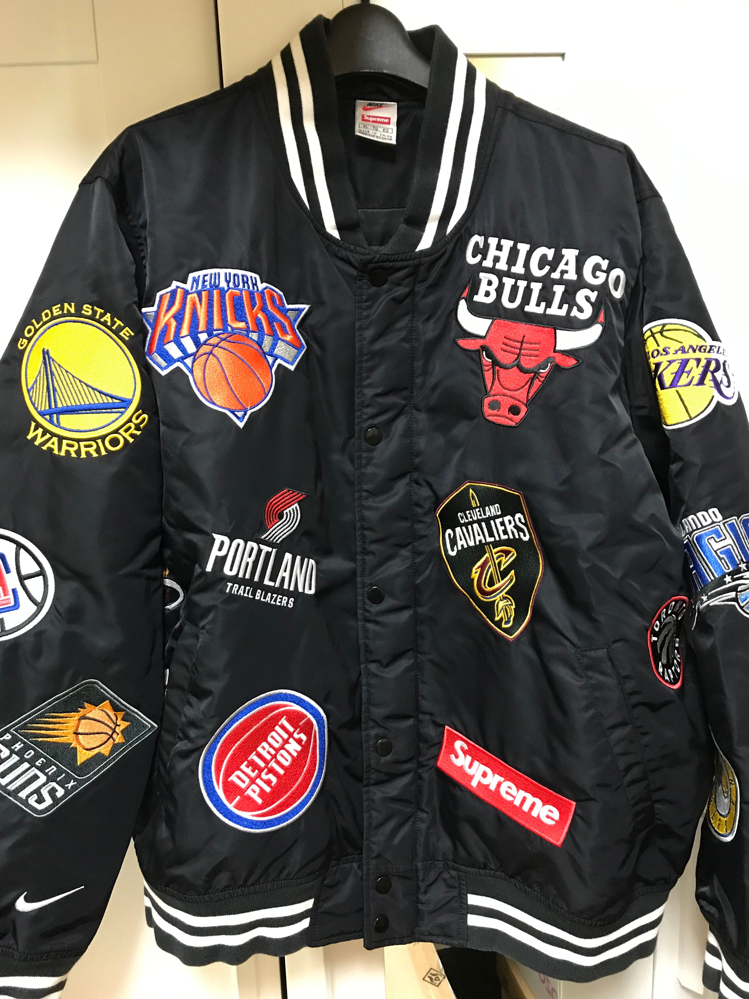 Supreme / Nike®/NBA Teams Warm-Up Jacket "Black"