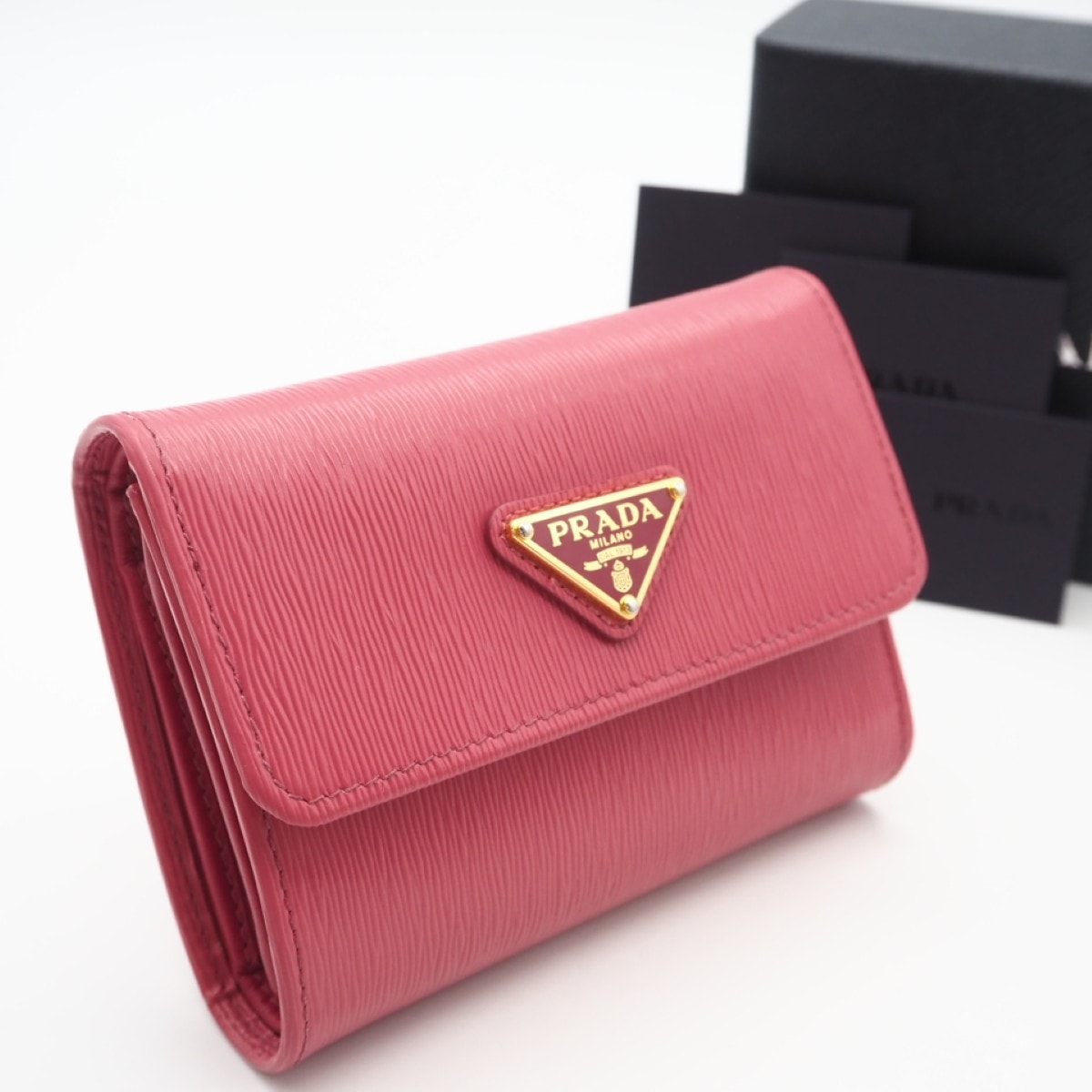 美品 PRADA プラダ ヴィッテロムーブ コンパクトウォレット 1MH025 三つ折り財布 ピンク レザー レディース