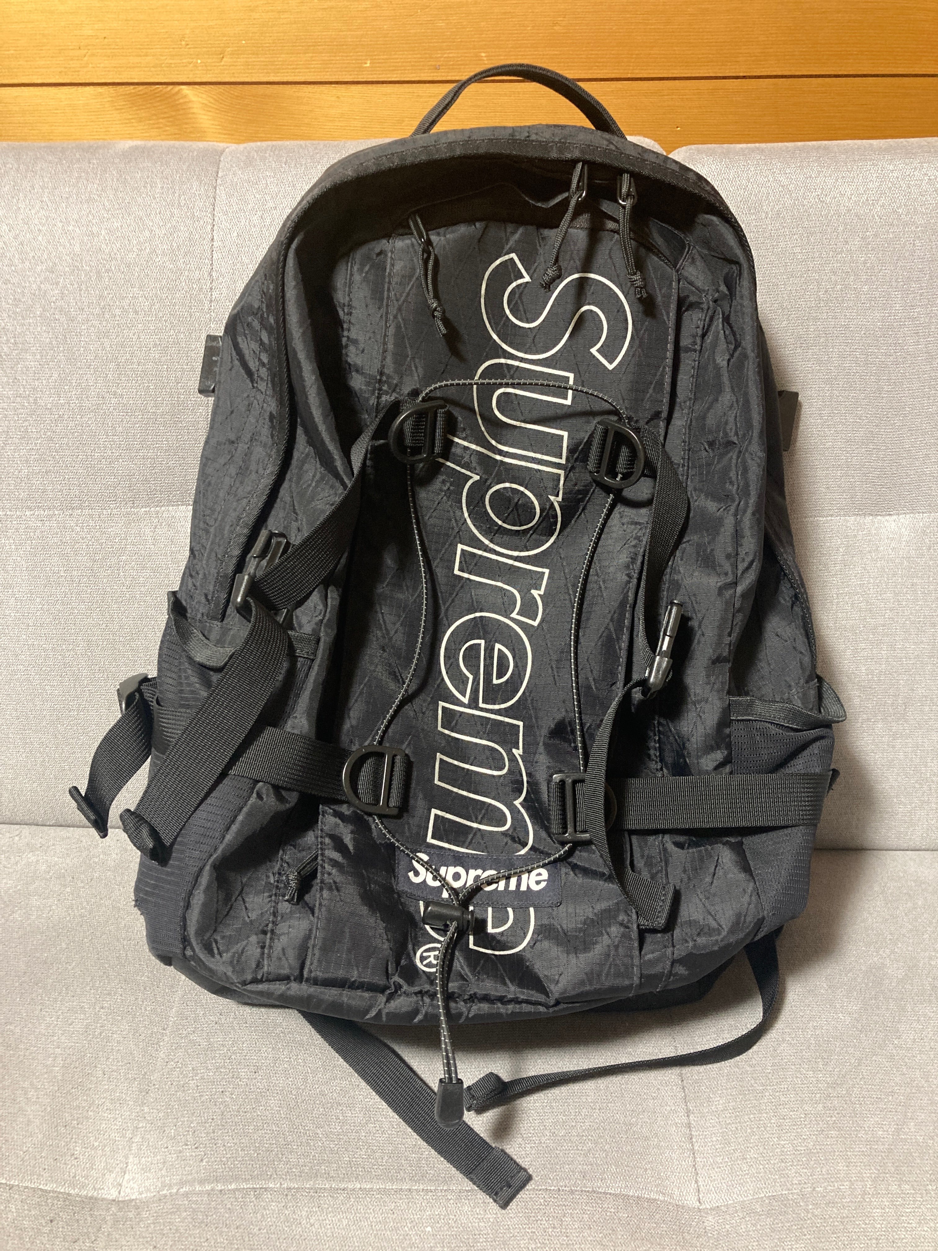 Supreme 18FW Backpack "Black"
