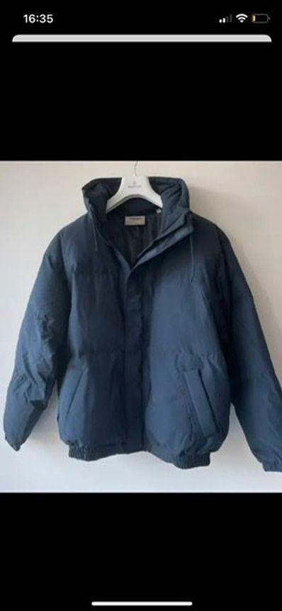 FEAR OF GOD ESSENTIALS / SSENSE Puffer Jacket "Dark Navy"