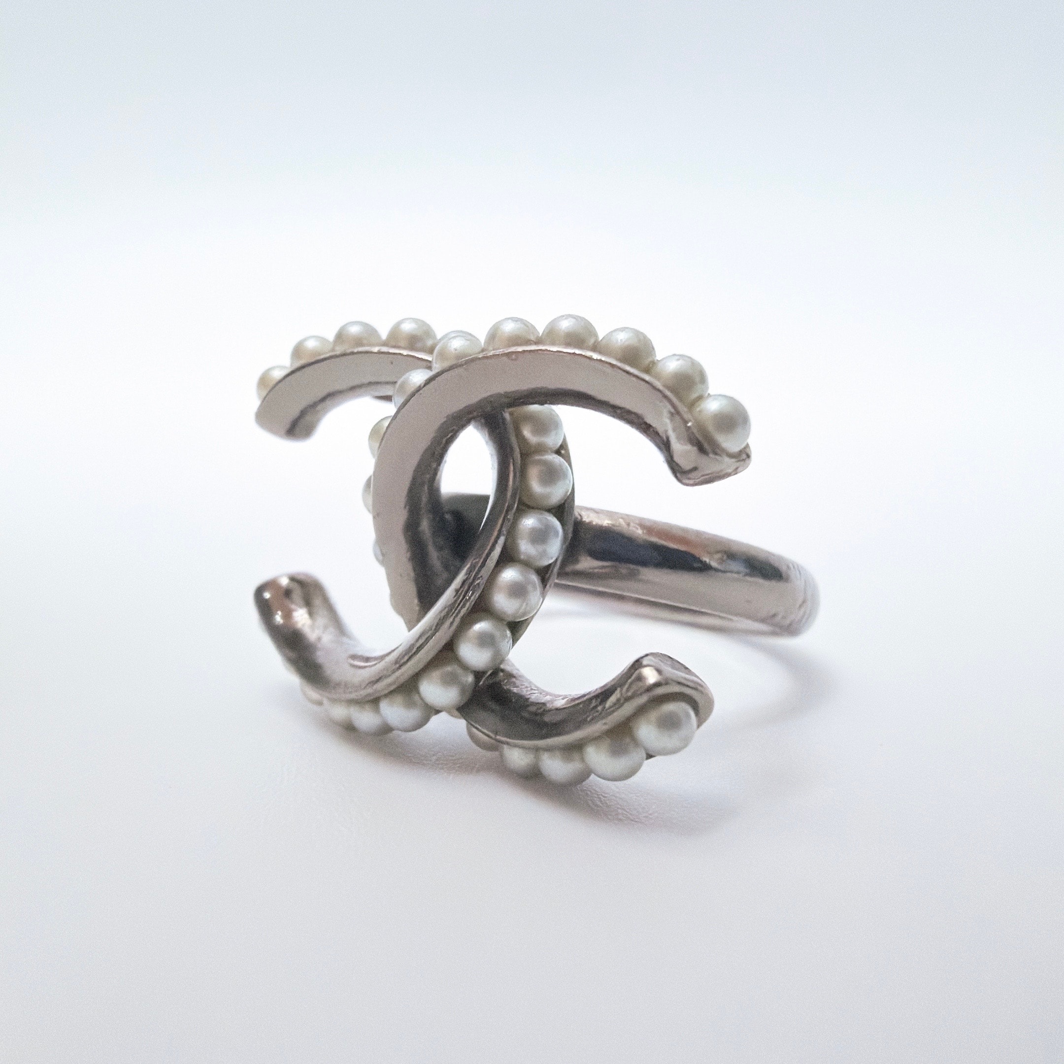 CHANEL シャネル ココマーク リング 指輪 10号 フェイクパール シルバー レディース アクセサリー 未使用品