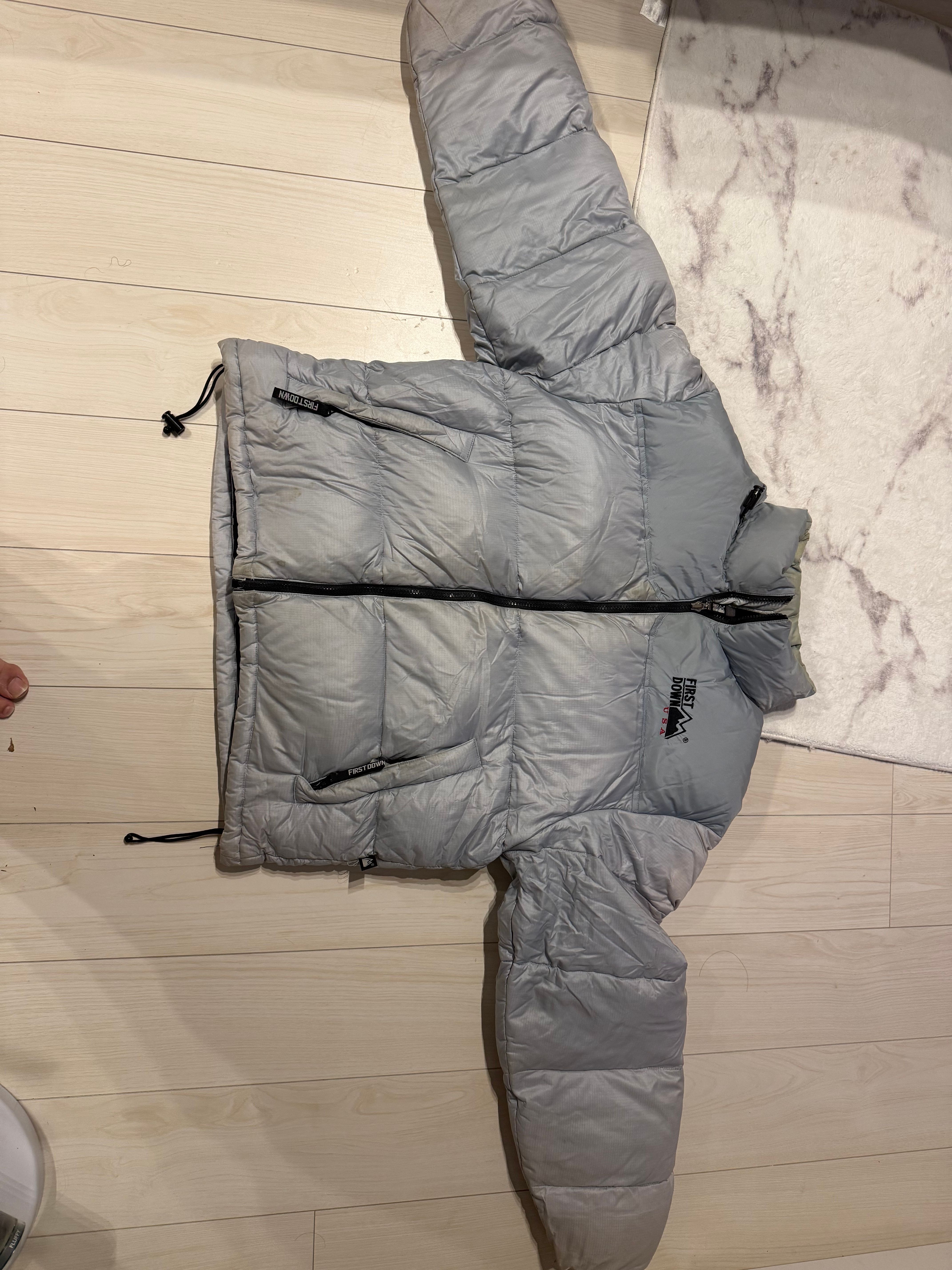 First down 希少色ダウンジャケット