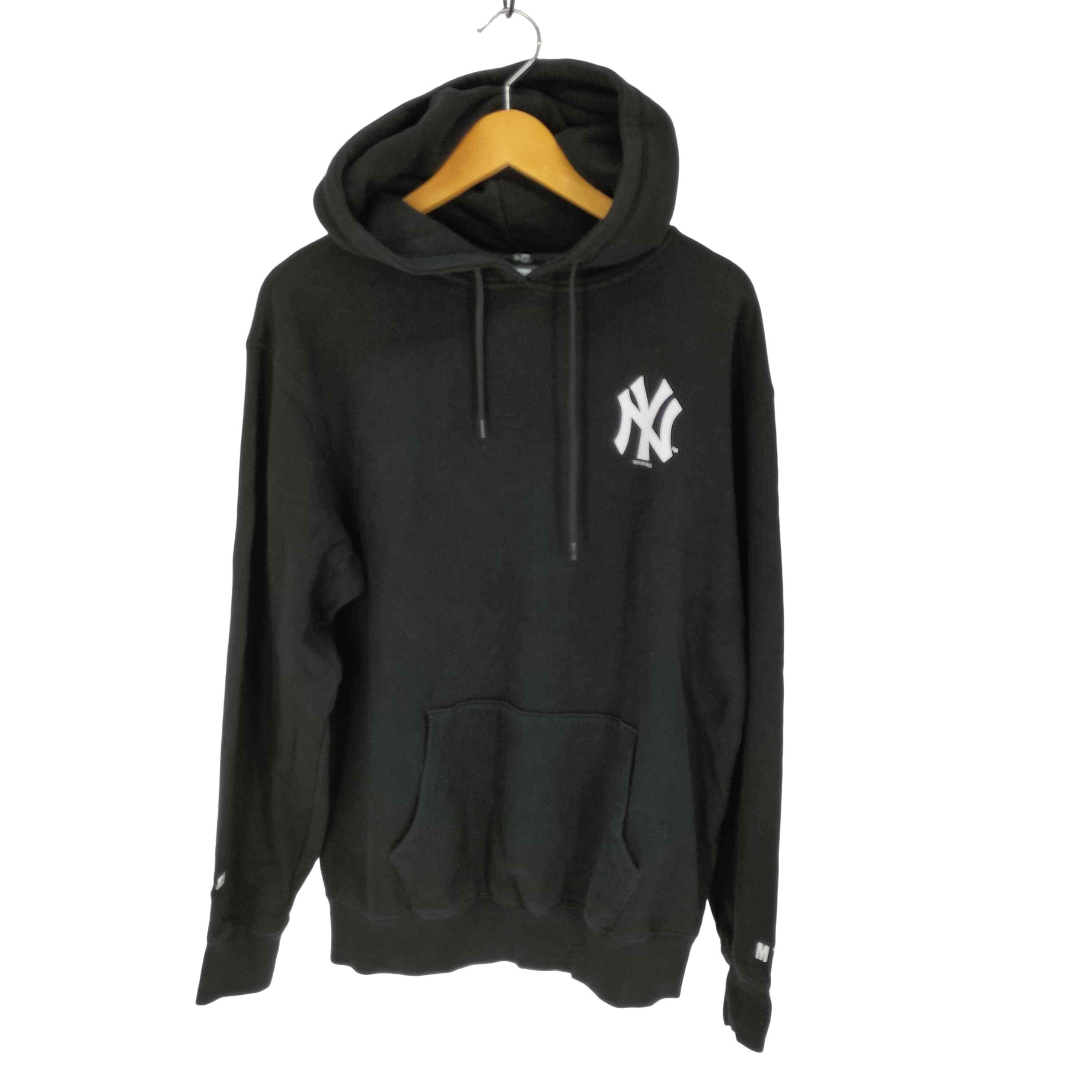 everyone J.30000 Throwie Back Logo Hoodie 