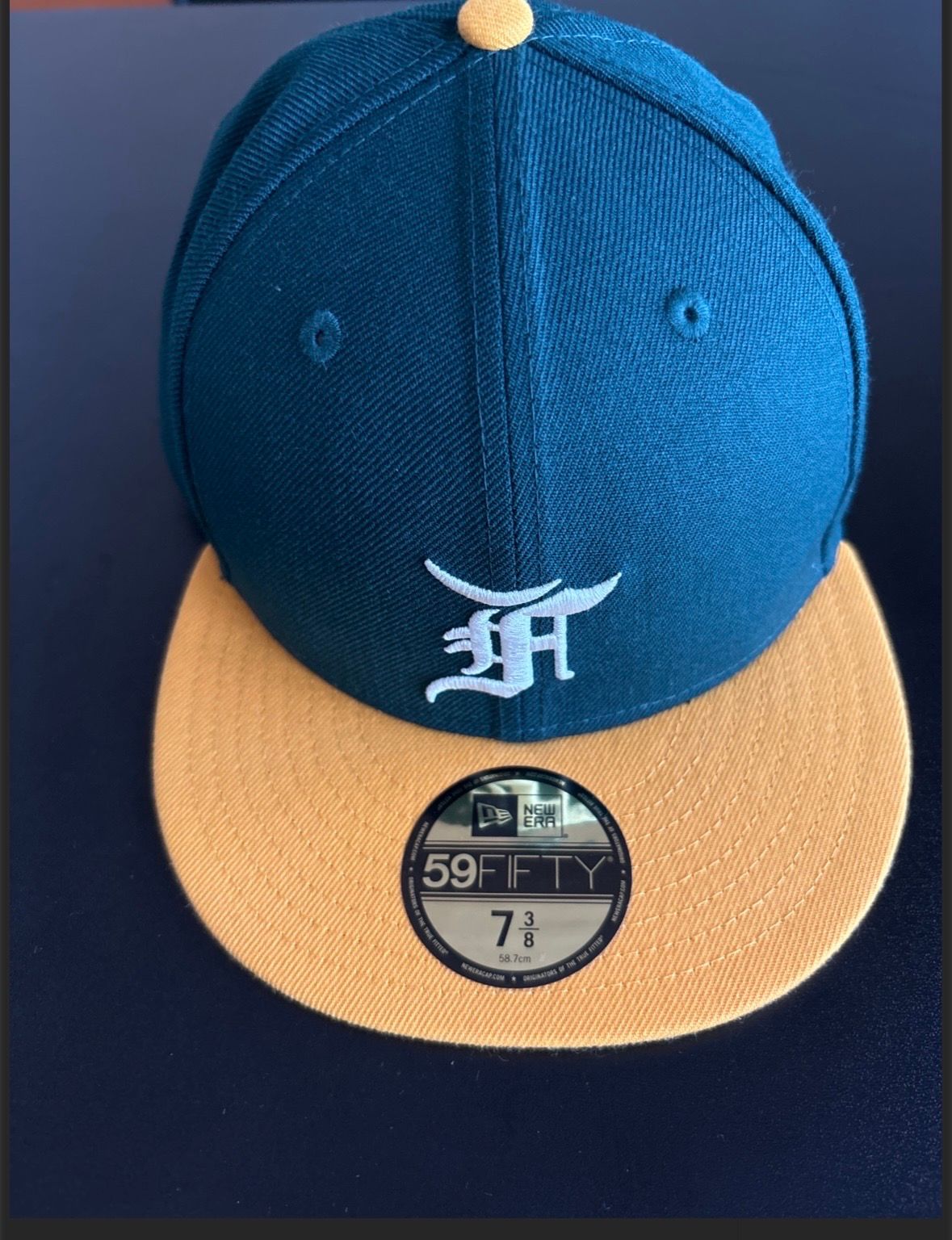 NEW ERA 59Fifty Fear of God Essentials the Classic Collection Oakland Athletics "Dark Green/Yellow"