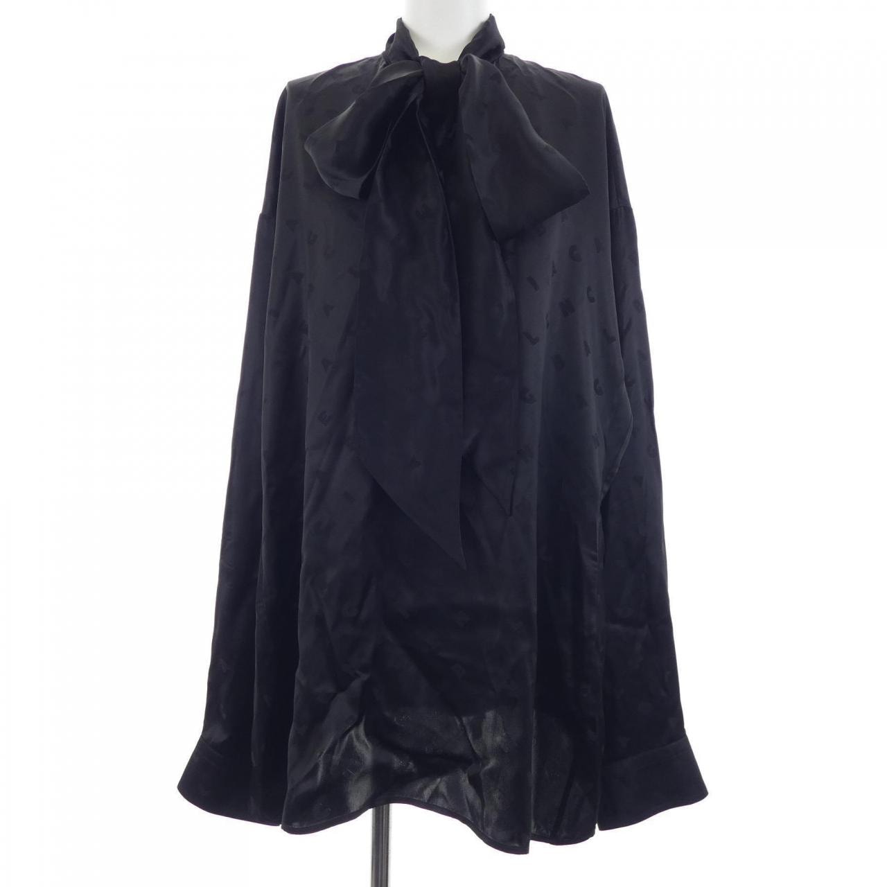 バレンシアガ BALENCIAGA 725061 TNO05 トップス