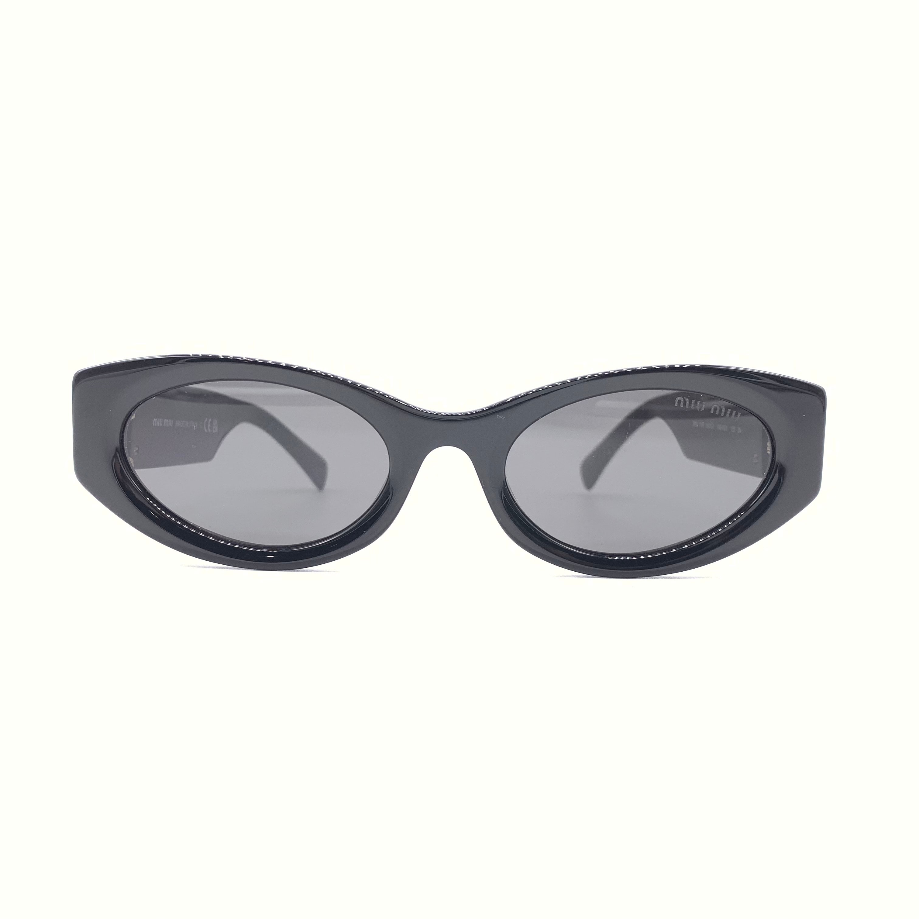 ミュウミュウ MIUMIU サングラス メタル ブラック系 レディース 送料無料【中古】 r11146a MIU MIU - ミュウミュウ MIUMIU サングラス メタル ブラック系